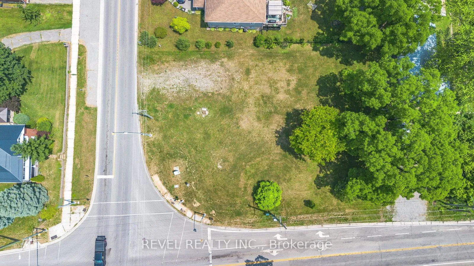 Photo 9 of 143 Oakland Road, Brant, Oakland — HOMEH