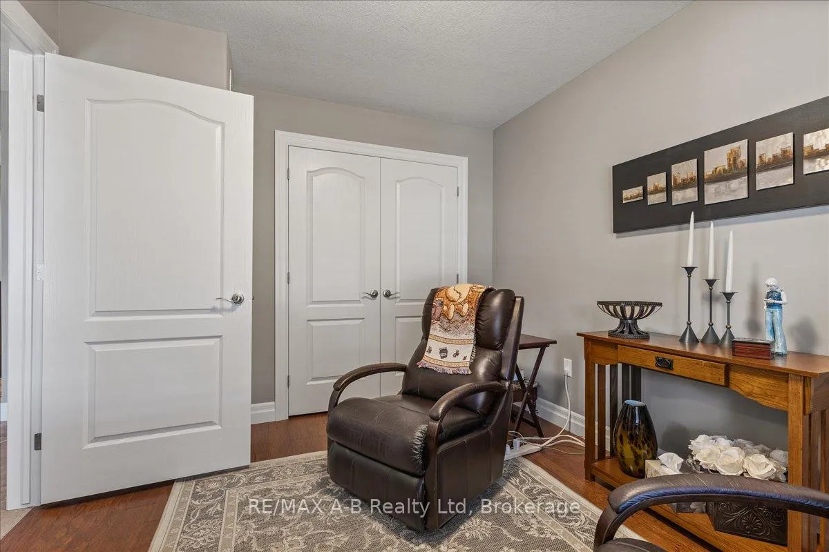 Photo 9 of 329 Tracy Street, St. Marys — HOMEH