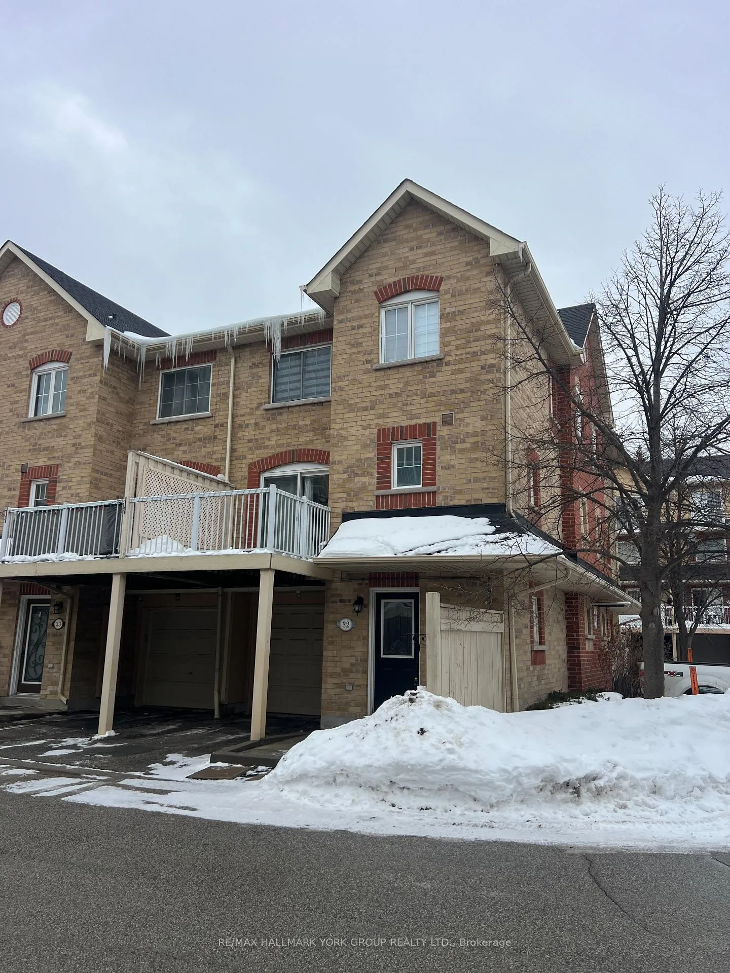 Photo 1 of Unit 32, 1175 Valley Farm Road, Pickering, Town Centre — HOMEH