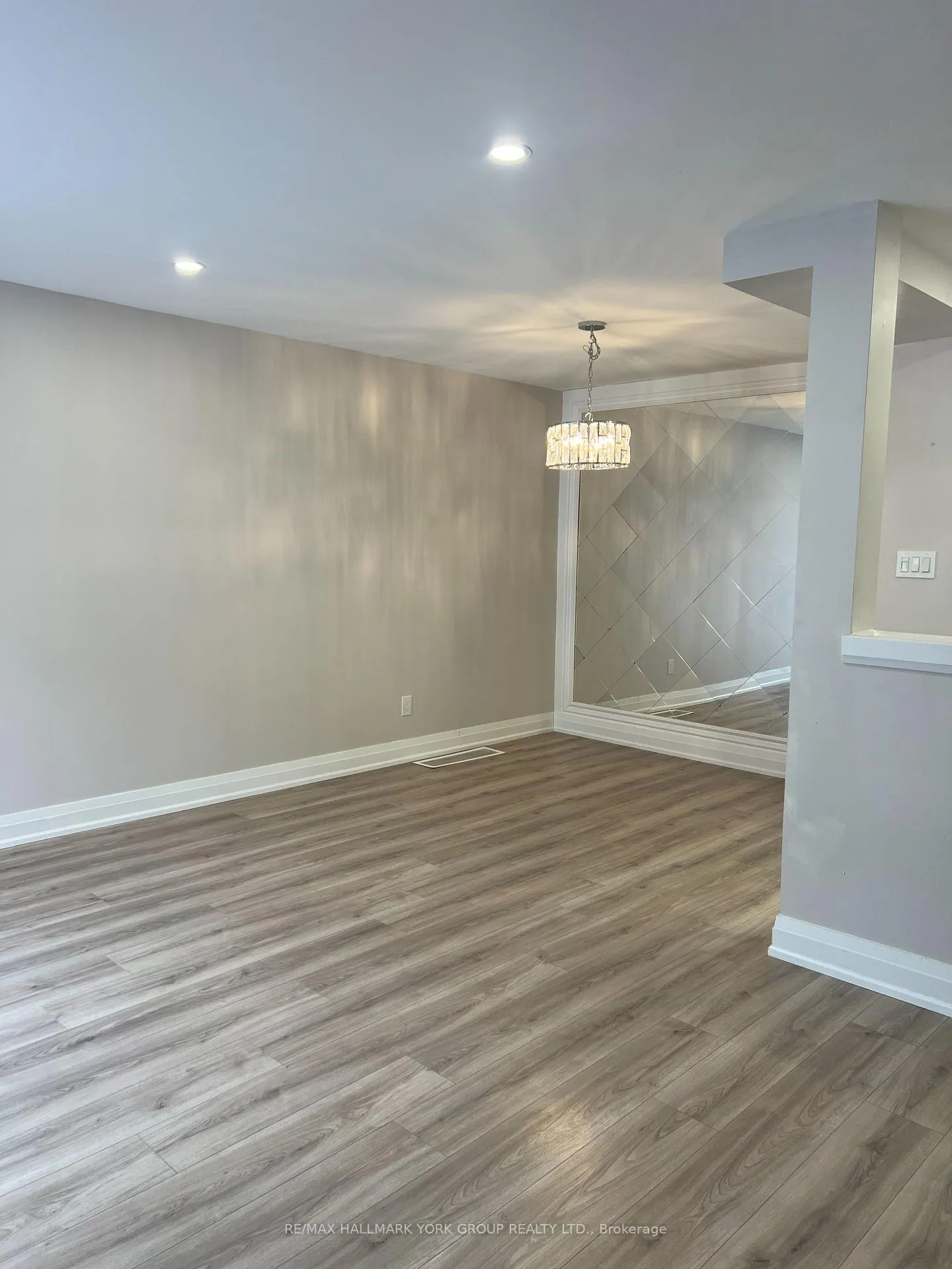Photo 4 of Unit 32, 1175 Valley Farm Road, Pickering, Town Centre — HOMEH