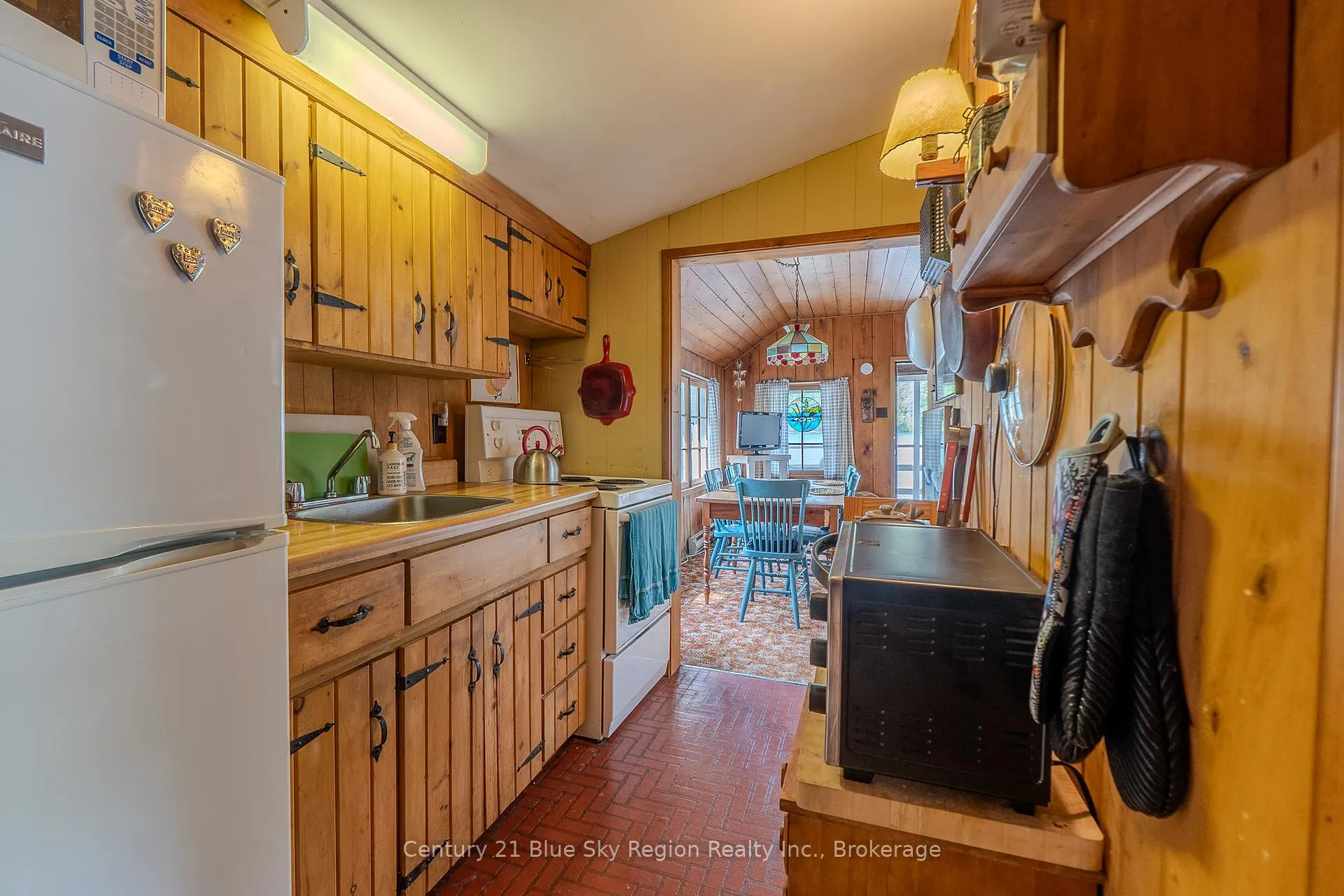Photo 17 of Island 665 Part 2 Chimo, Temagami — HOMEH