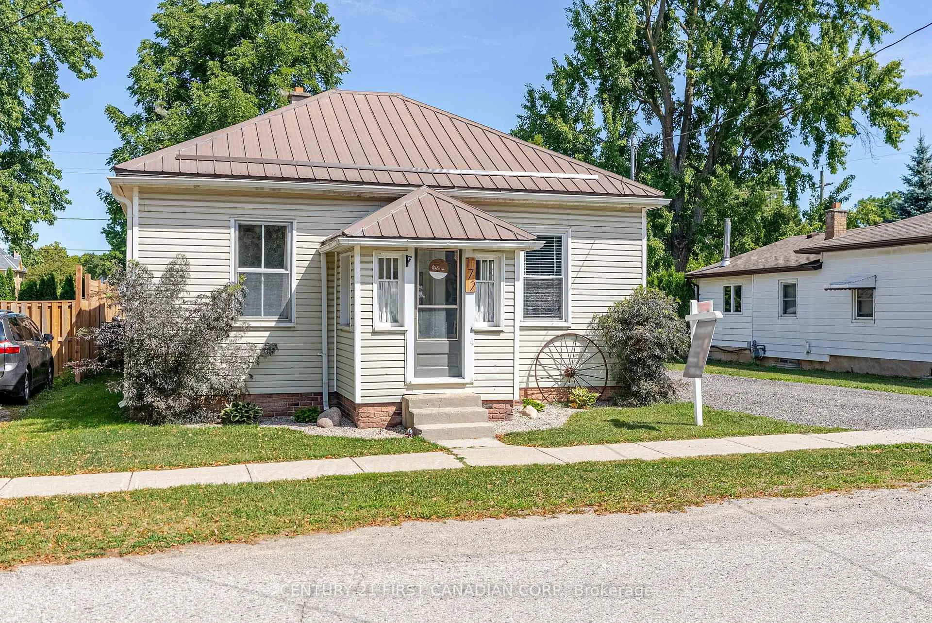 Photo 1 of 172 George Street, North Middlesex, Ailsa Craig — HOMEH