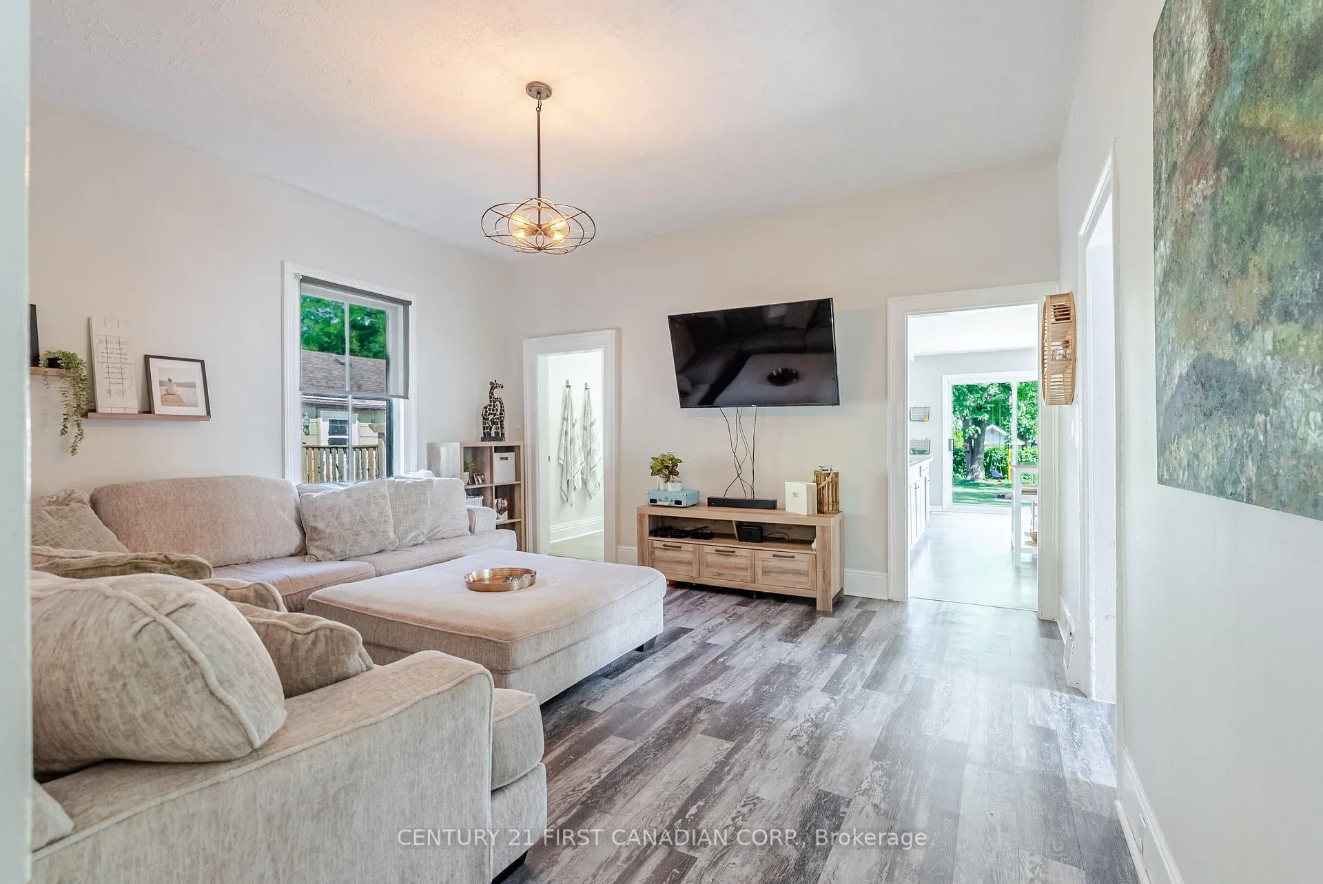 Photo 12 of 172 George Street, North Middlesex, Ailsa Craig — HOMEH