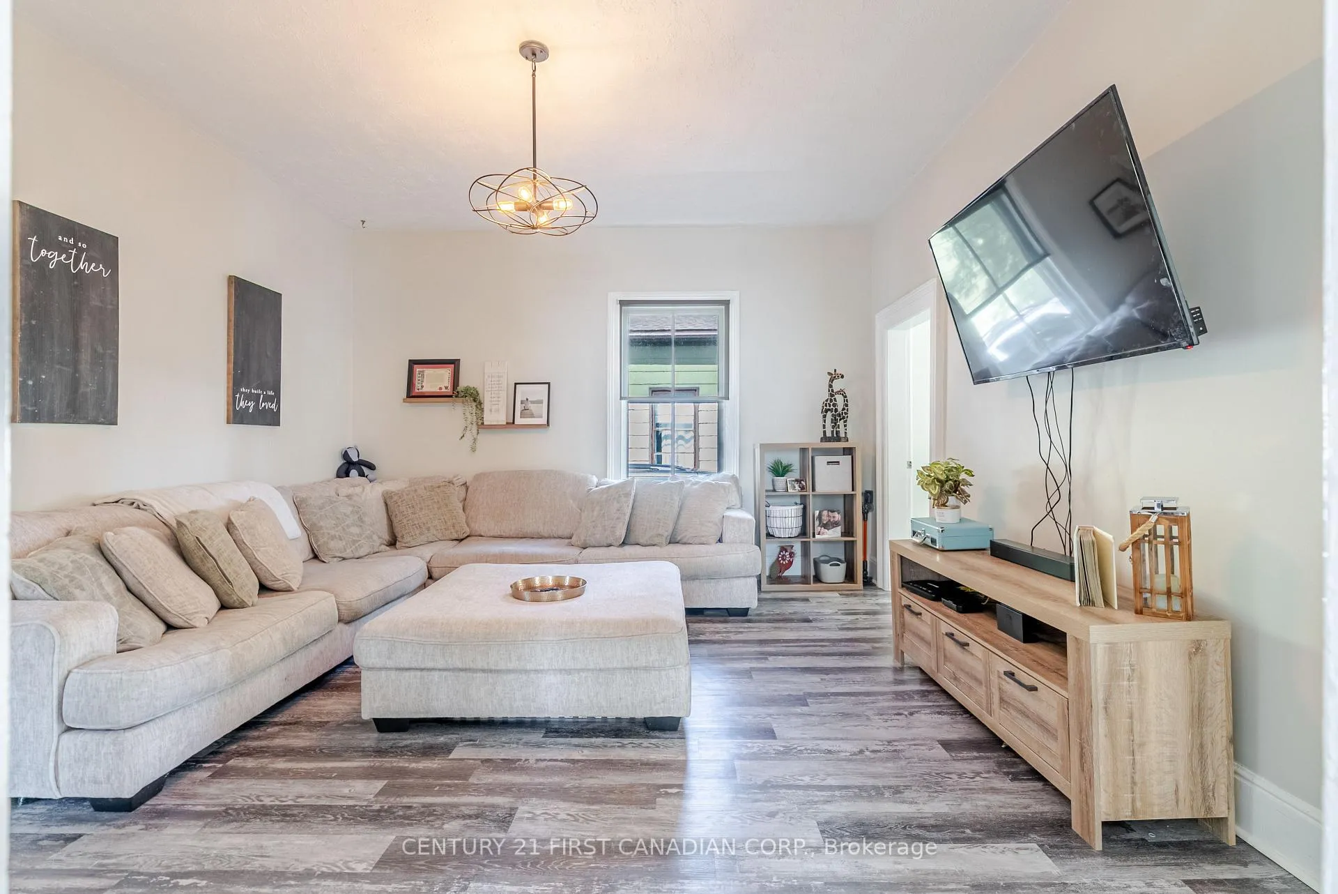 Photo 13 of 172 George Street, North Middlesex, Ailsa Craig — HOMEH