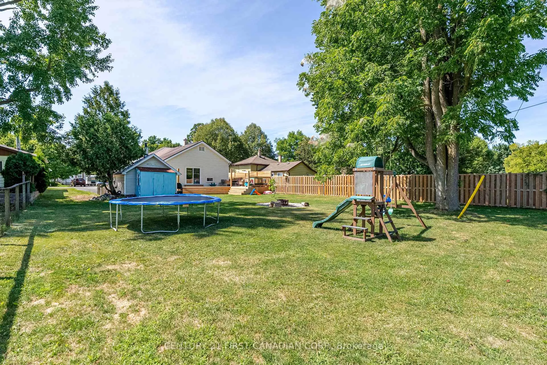 Photo 32 of 172 George Street, North Middlesex, Ailsa Craig — HOMEH
