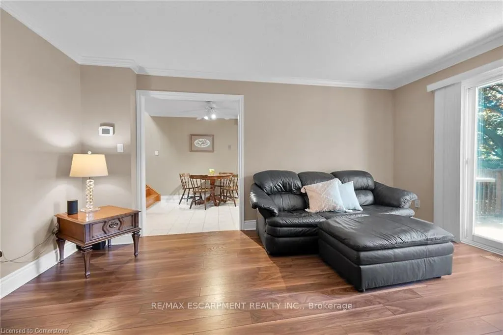 Photo 13 of 1182 Upper Wentworth Street, Hamilton, Crerar — HOMEH