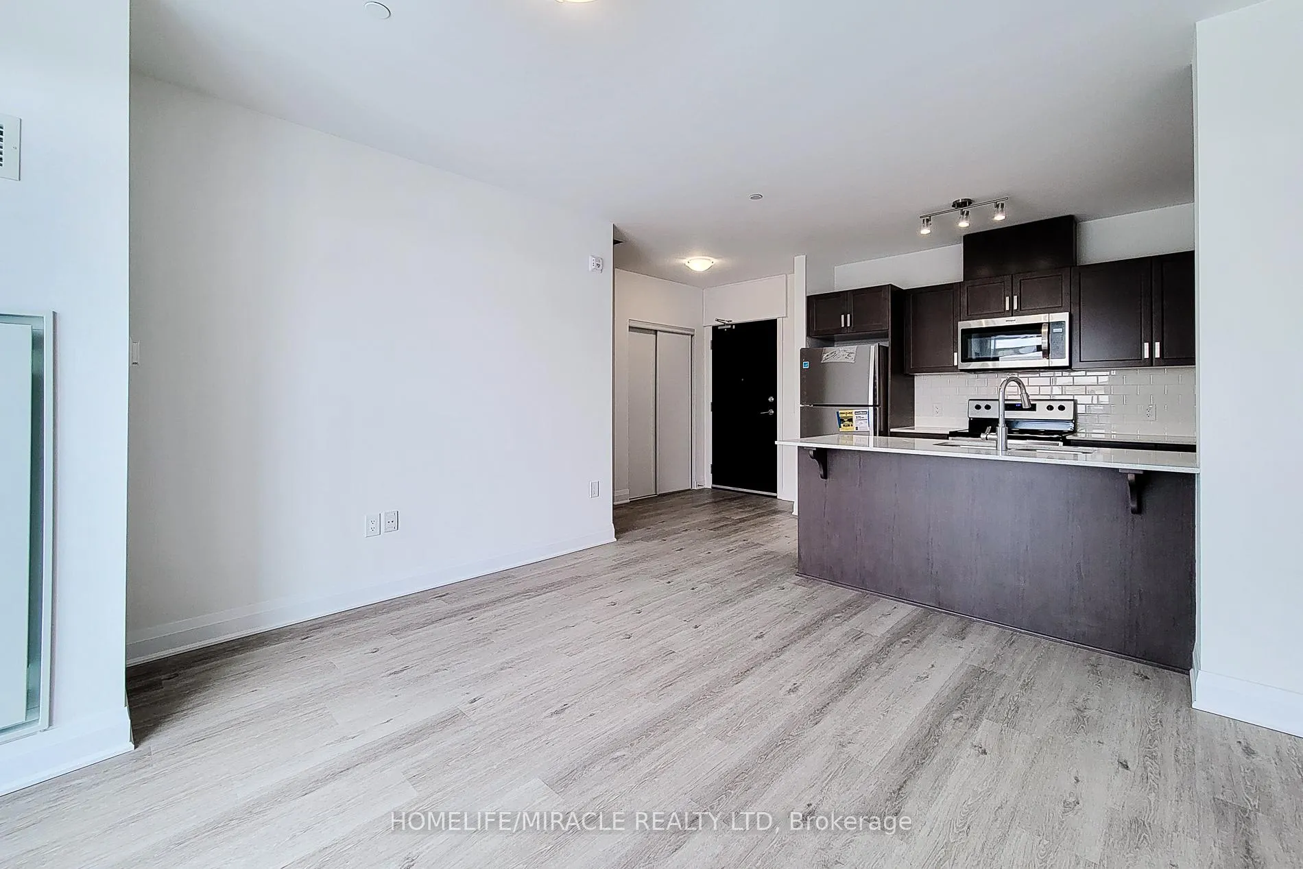 Photo 12 of Unit 518, 1936 Rymal Road E, Hamilton, Stoney Creek — HOMEH