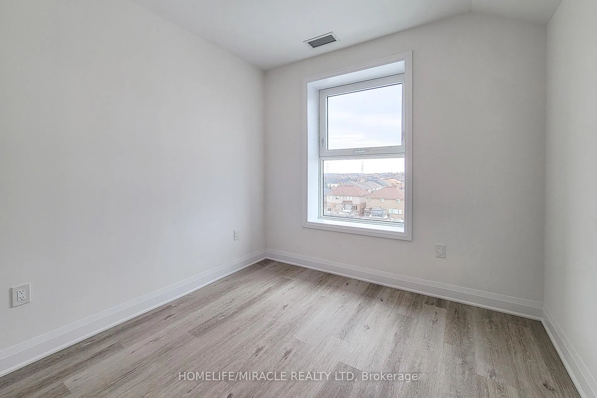 Photo 23 of Unit 518, 1936 Rymal Road E, Hamilton, Stoney Creek — HOMEH