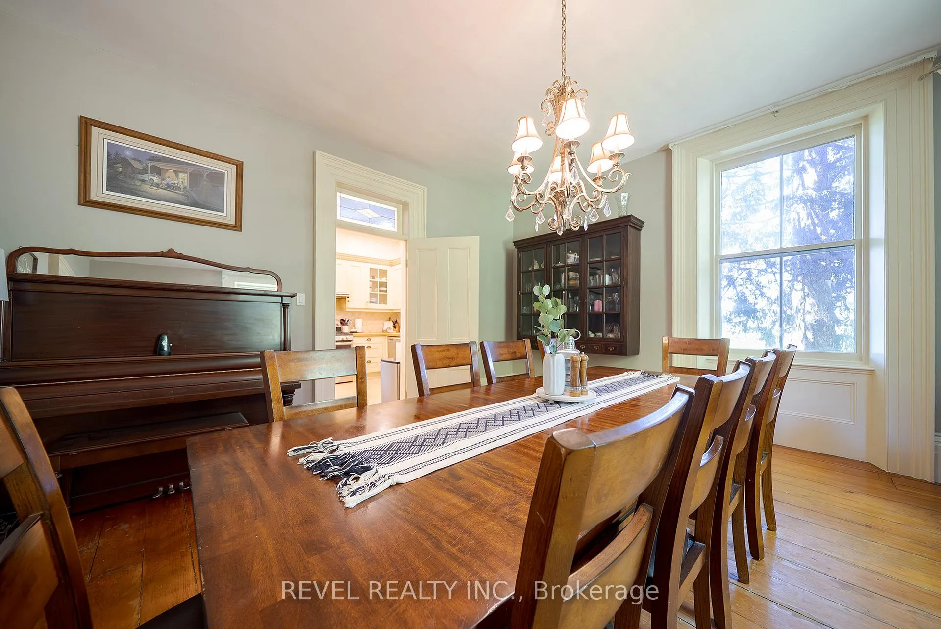 Photo 9 of 112 German School Road, Brant, South Dumfries — HOMEH