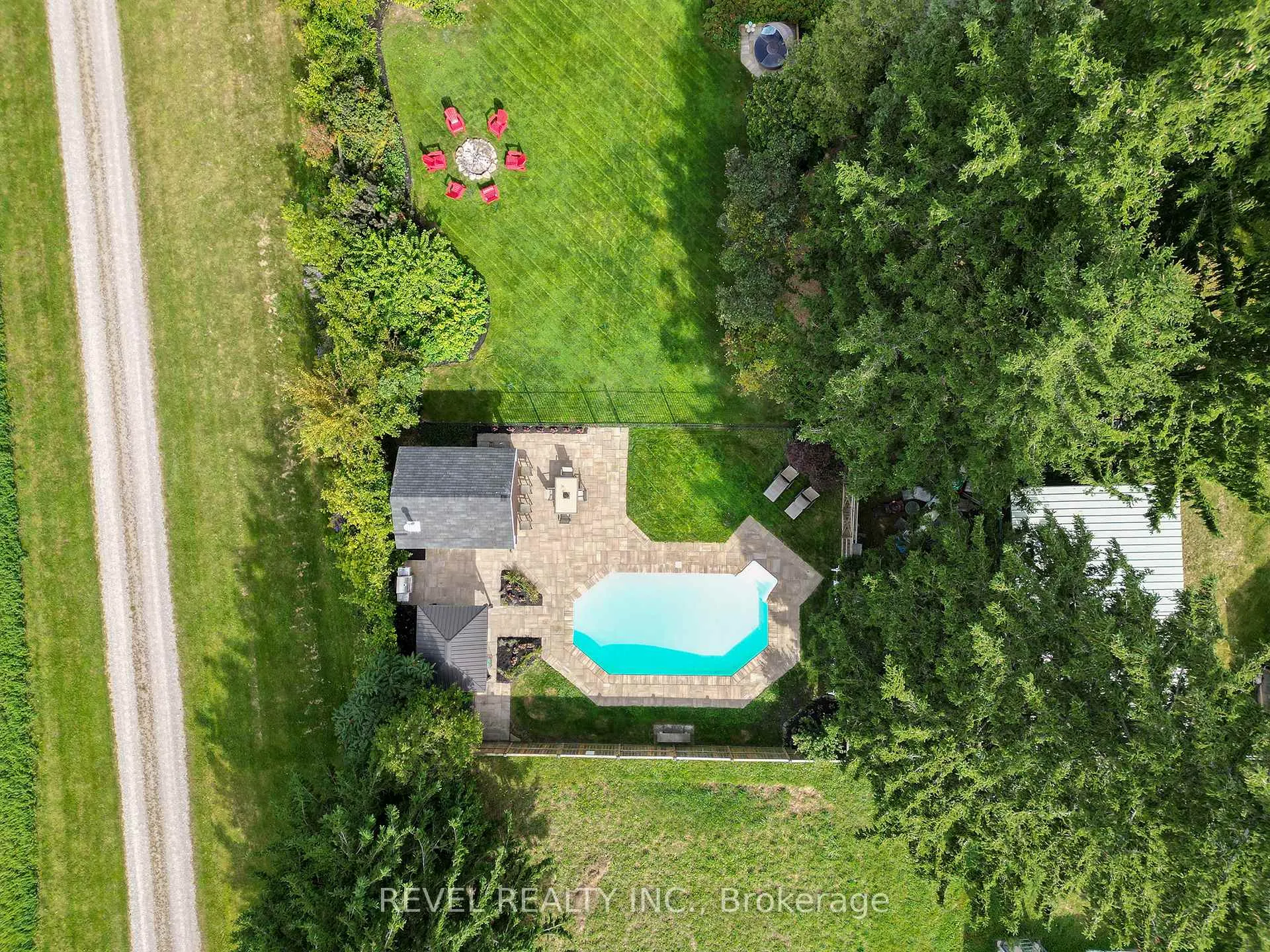 Photo 47 of 112 German School Road, Brant, South Dumfries — HOMEH