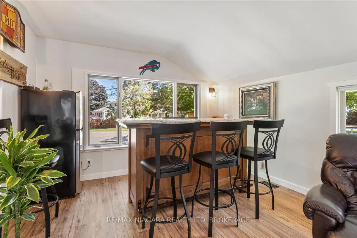 Photo 26 of 62 Oakridge Crescent E, Port Colborne, Sugarloaf — HOMEH