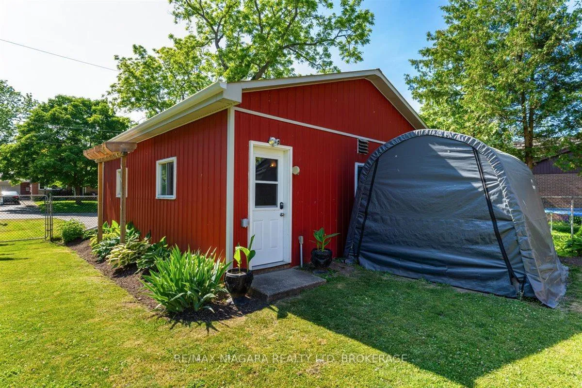 Photo 33 of 62 Oakridge Crescent E, Port Colborne, Sugarloaf — HOMEH