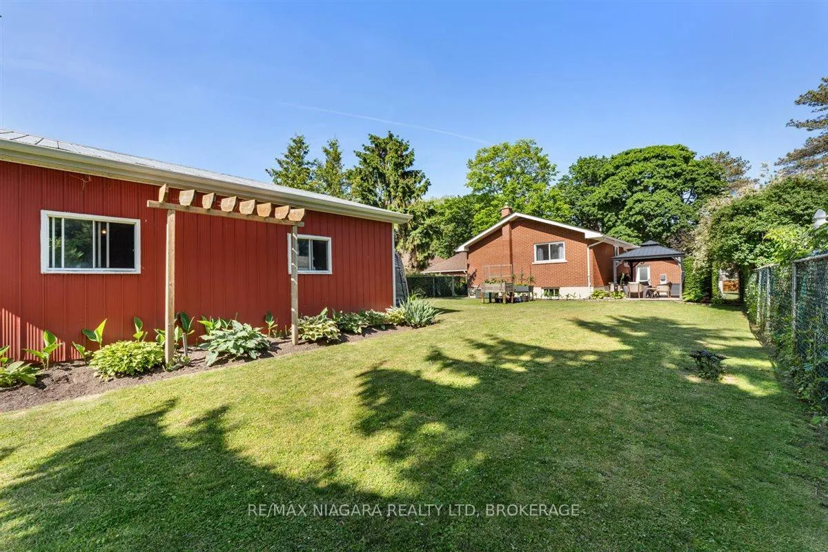 Photo 35 of 62 Oakridge Crescent E, Port Colborne, Sugarloaf — HOMEH