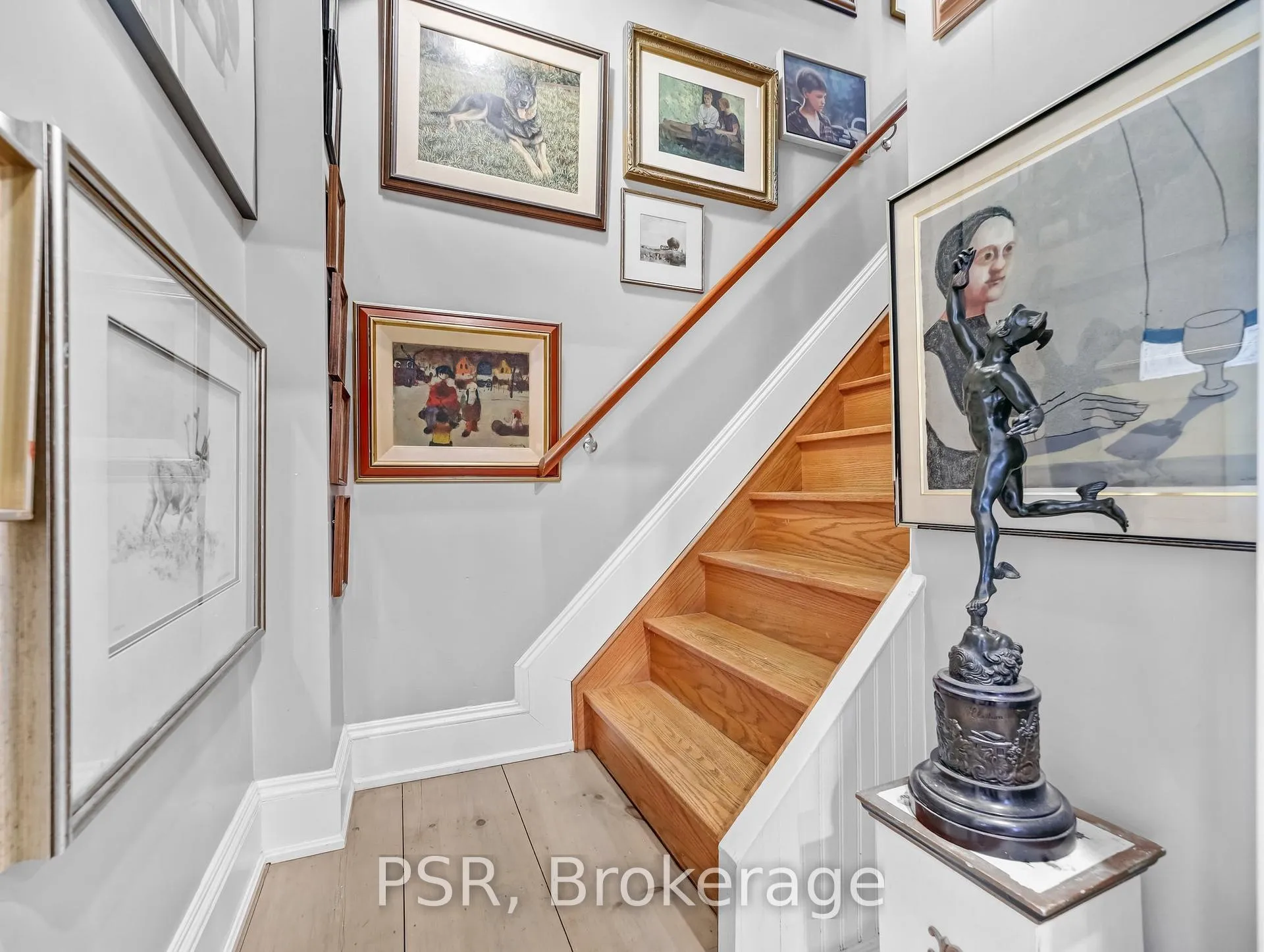 Photo 18 of 80 Ferrie Street W, Hamilton, North End — HOMEH
