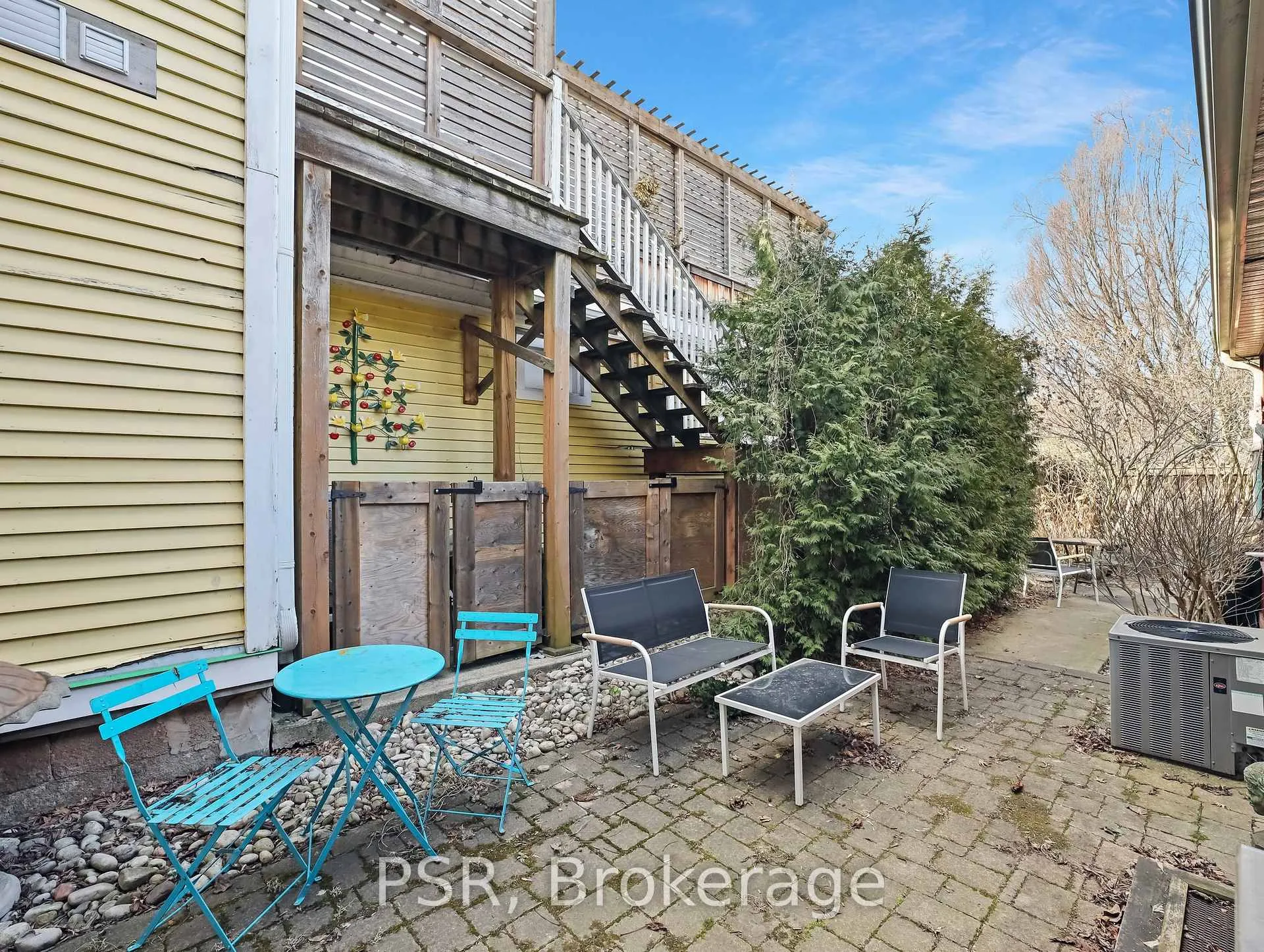 Photo 30 of 80 Ferrie Street W, Hamilton, North End — HOMEH