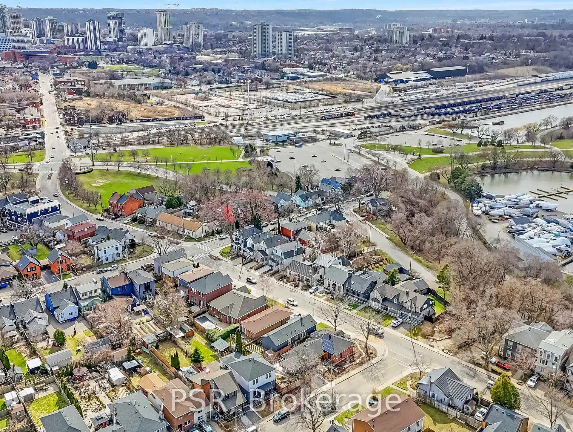 Photo 33 of 80 Ferrie Street W, Hamilton, North End — HOMEH