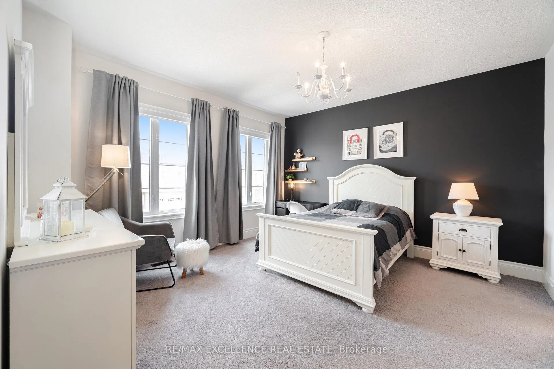 Photo 36 of 36 Golden Hawk Drive, Hamilton, Waterdown — HOMEH