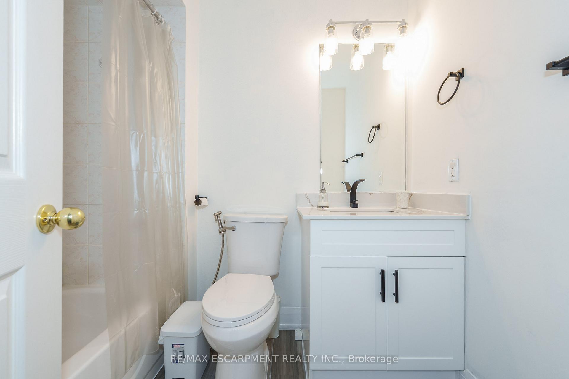 Photo 26 of 5225 Thornburn Drive, Burlington, Uptown — HOMEH