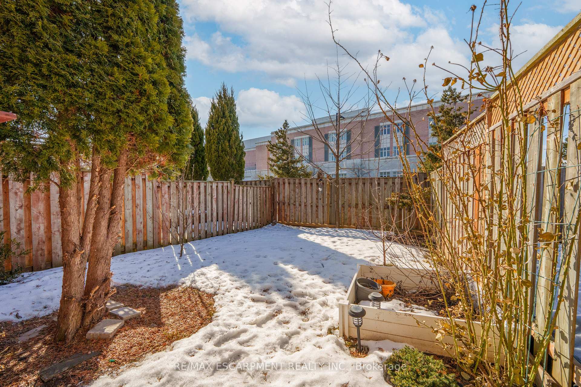 Photo 39 of 5225 Thornburn Drive, Burlington, Uptown — HOMEH