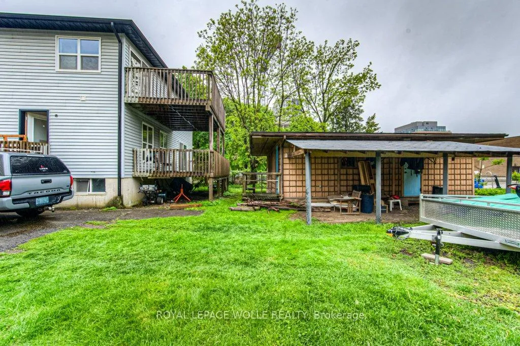 Photo 10 of 28 Allen Street E, Waterloo — HOMEH