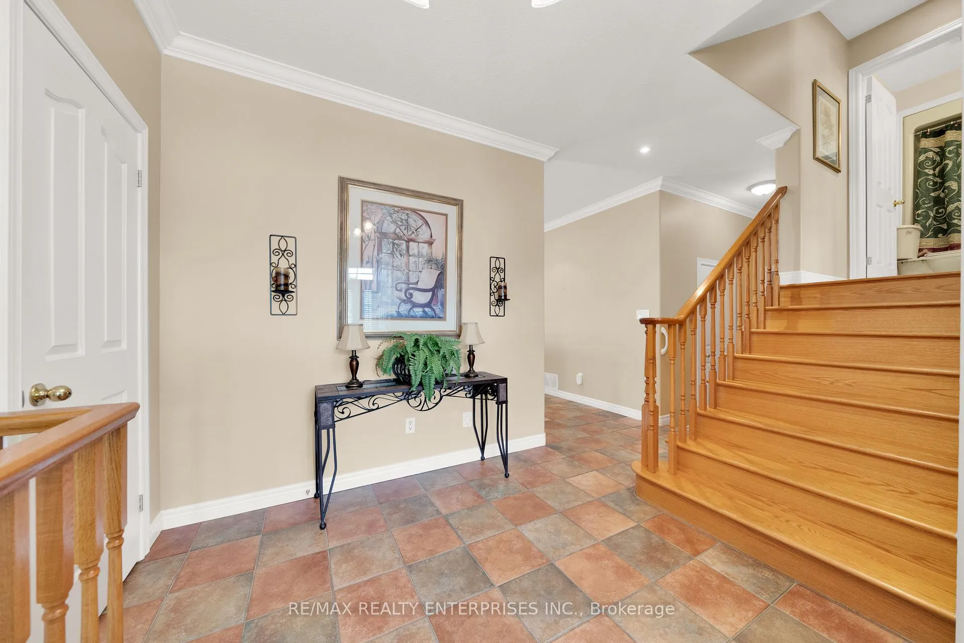 Photo 8 of 240 Chesley Street, Hamilton, Sheldon — HOMEH