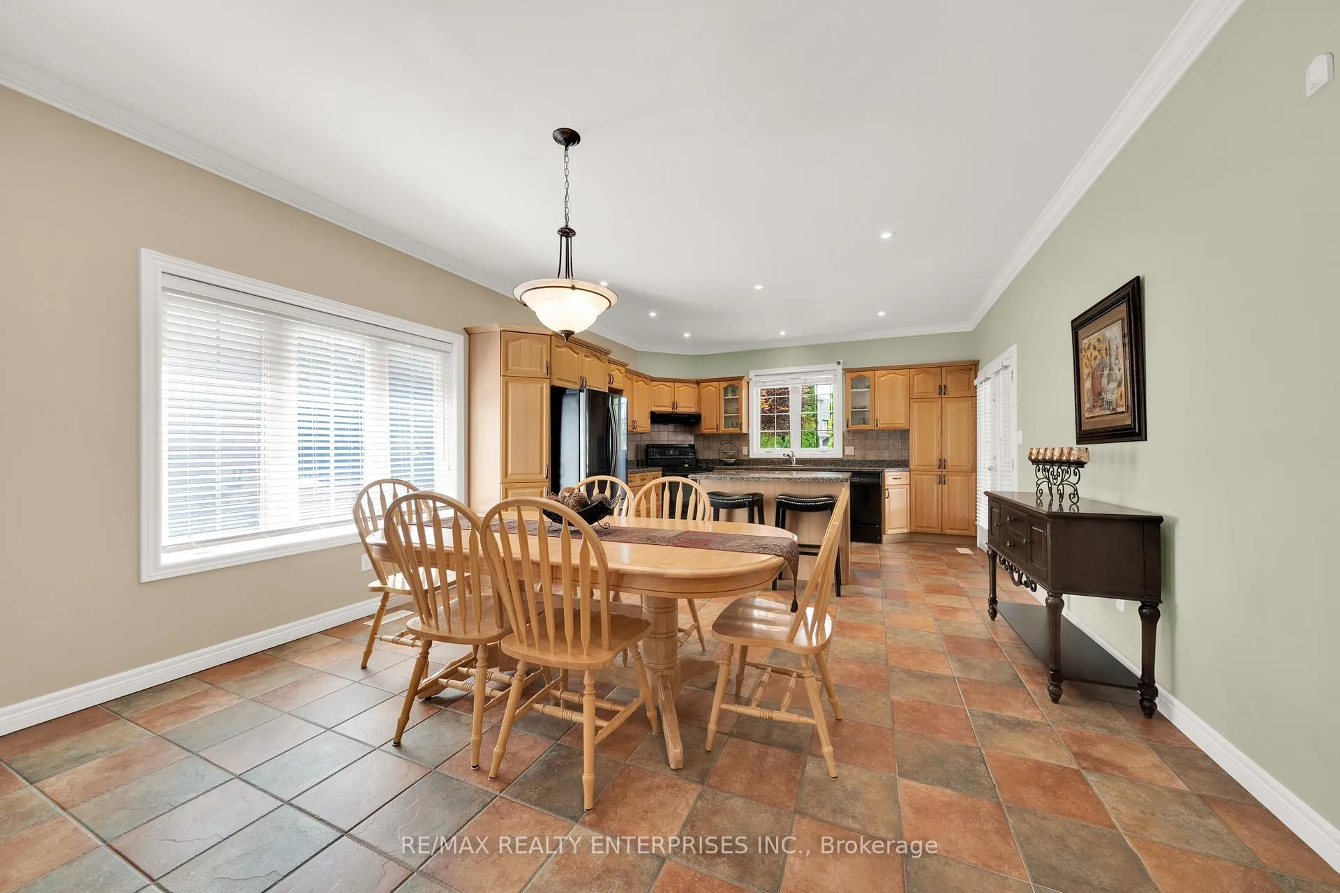 Photo 17 of 240 Chesley Street, Hamilton, Sheldon — HOMEH