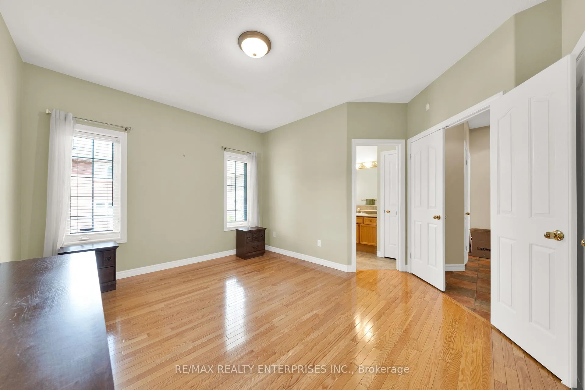 Photo 26 of 240 Chesley Street, Hamilton, Sheldon — HOMEH