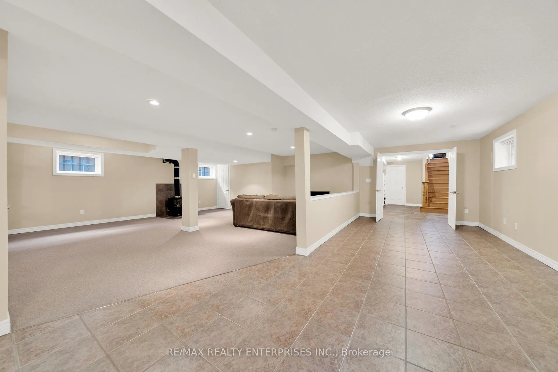 Photo 36 of 240 Chesley Street, Hamilton, Sheldon — HOMEH
