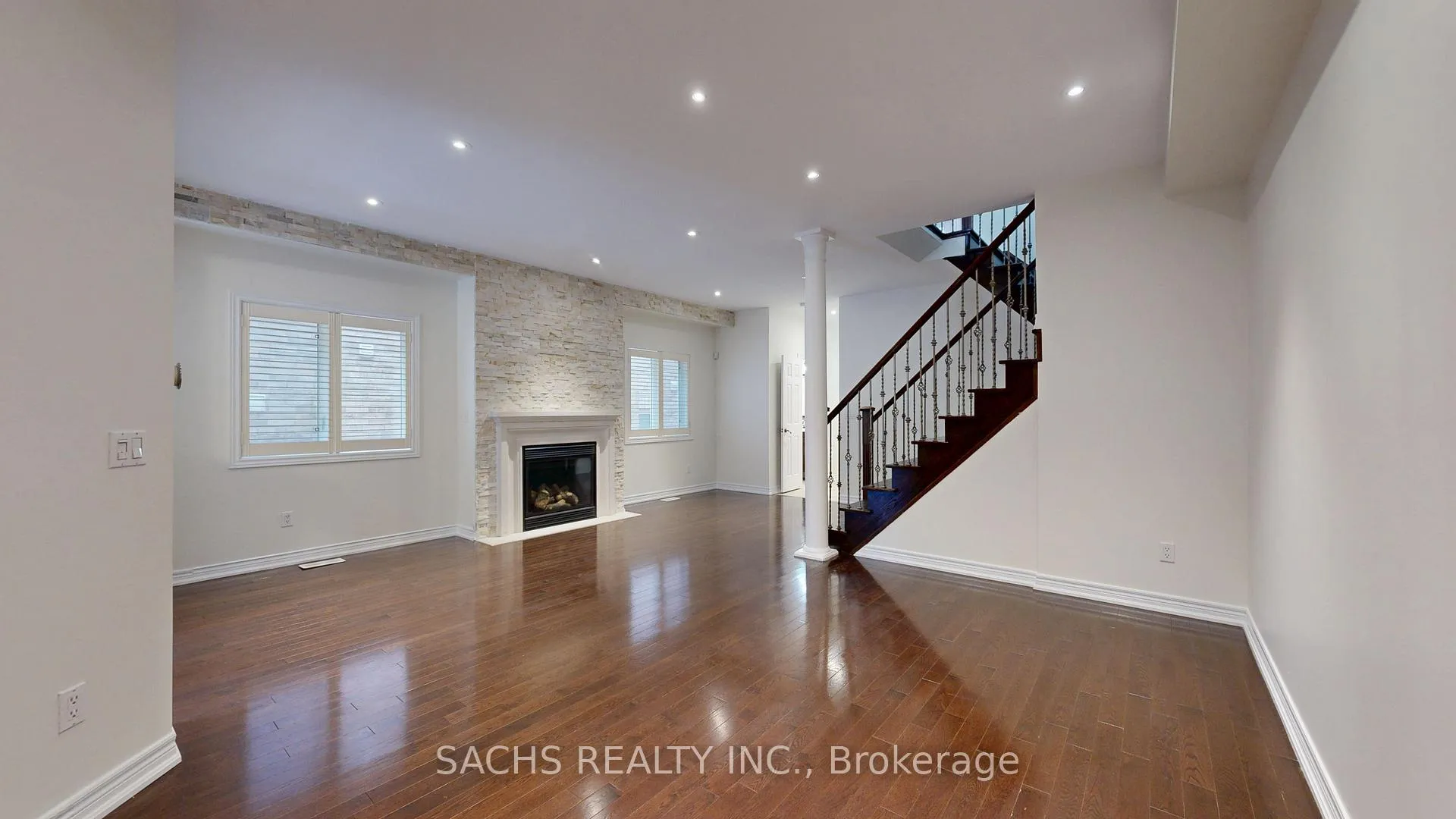 Photo 11 of 272 Lauderdale Drive, Vaughan, Patterson — HOMEH