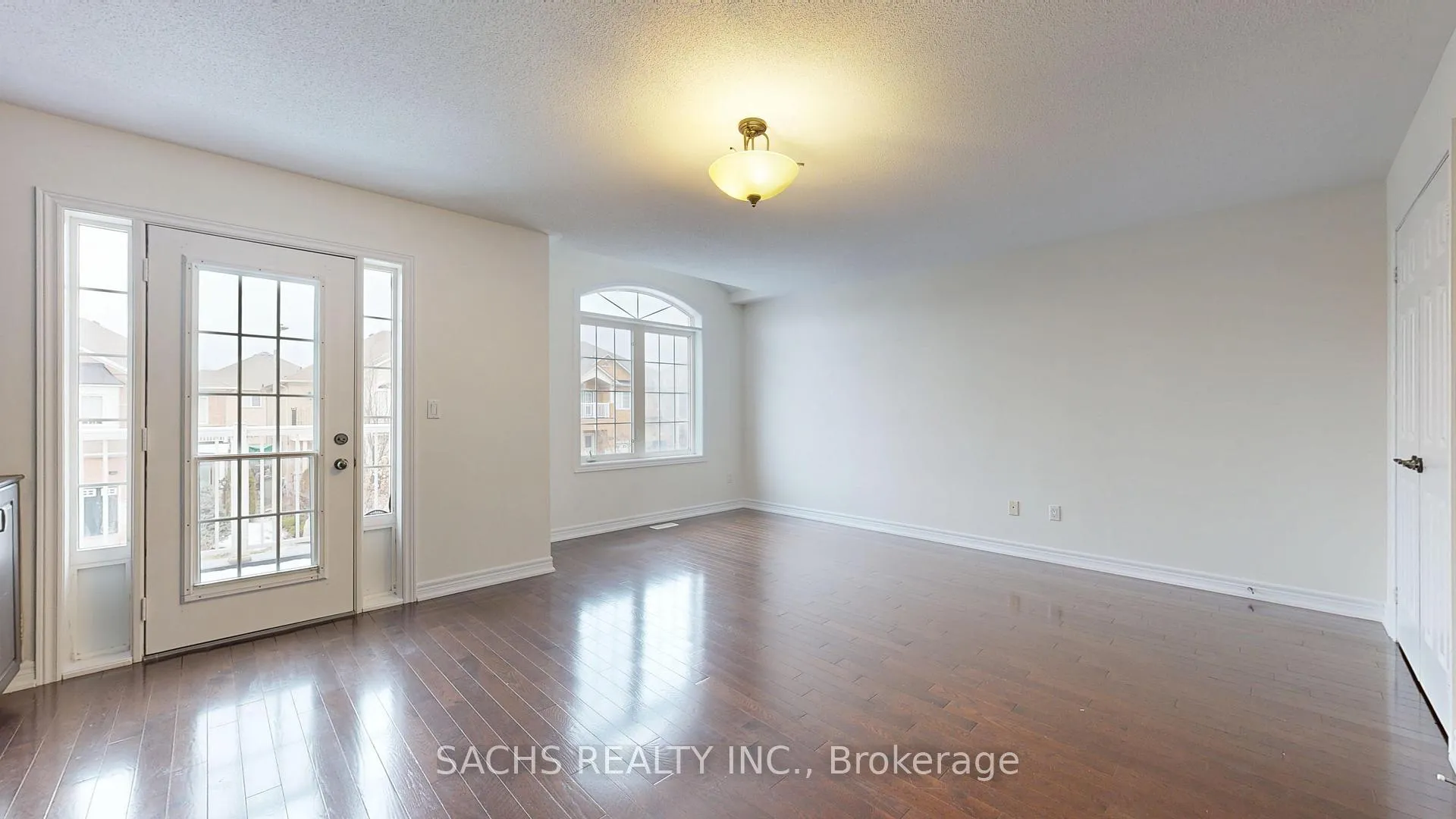 Photo 34 of 272 Lauderdale Drive, Vaughan, Patterson — HOMEH