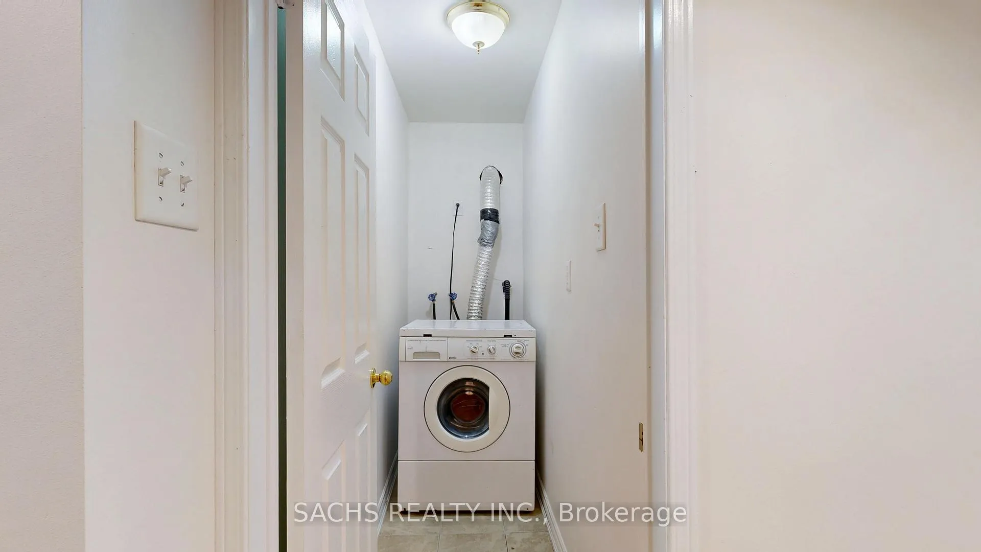 Photo 46 of 272 Lauderdale Drive, Vaughan, Patterson — HOMEH