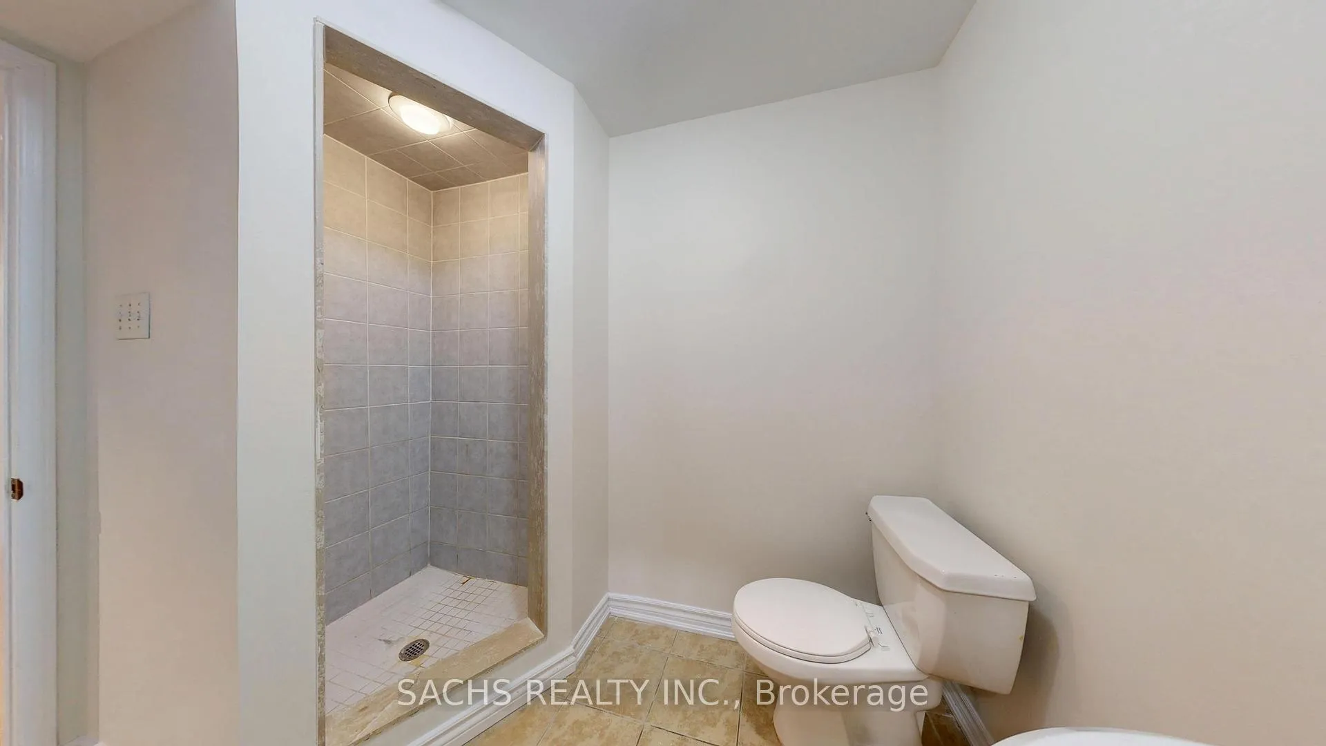 Photo 47 of 272 Lauderdale Drive, Vaughan, Patterson — HOMEH