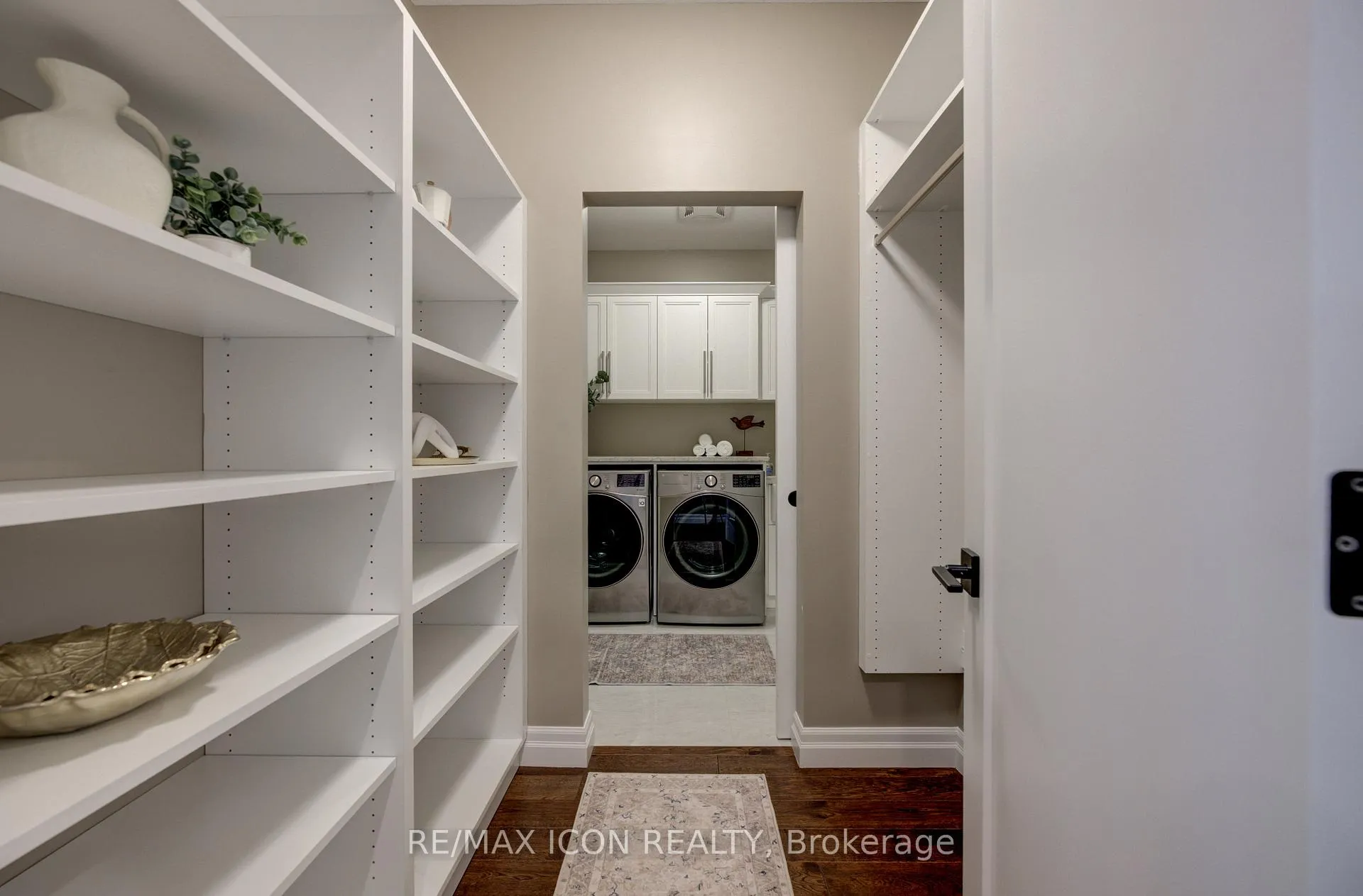 Photo 9 of Unit 13, 68 Cedar Street, Brant, Paris — HOMEH