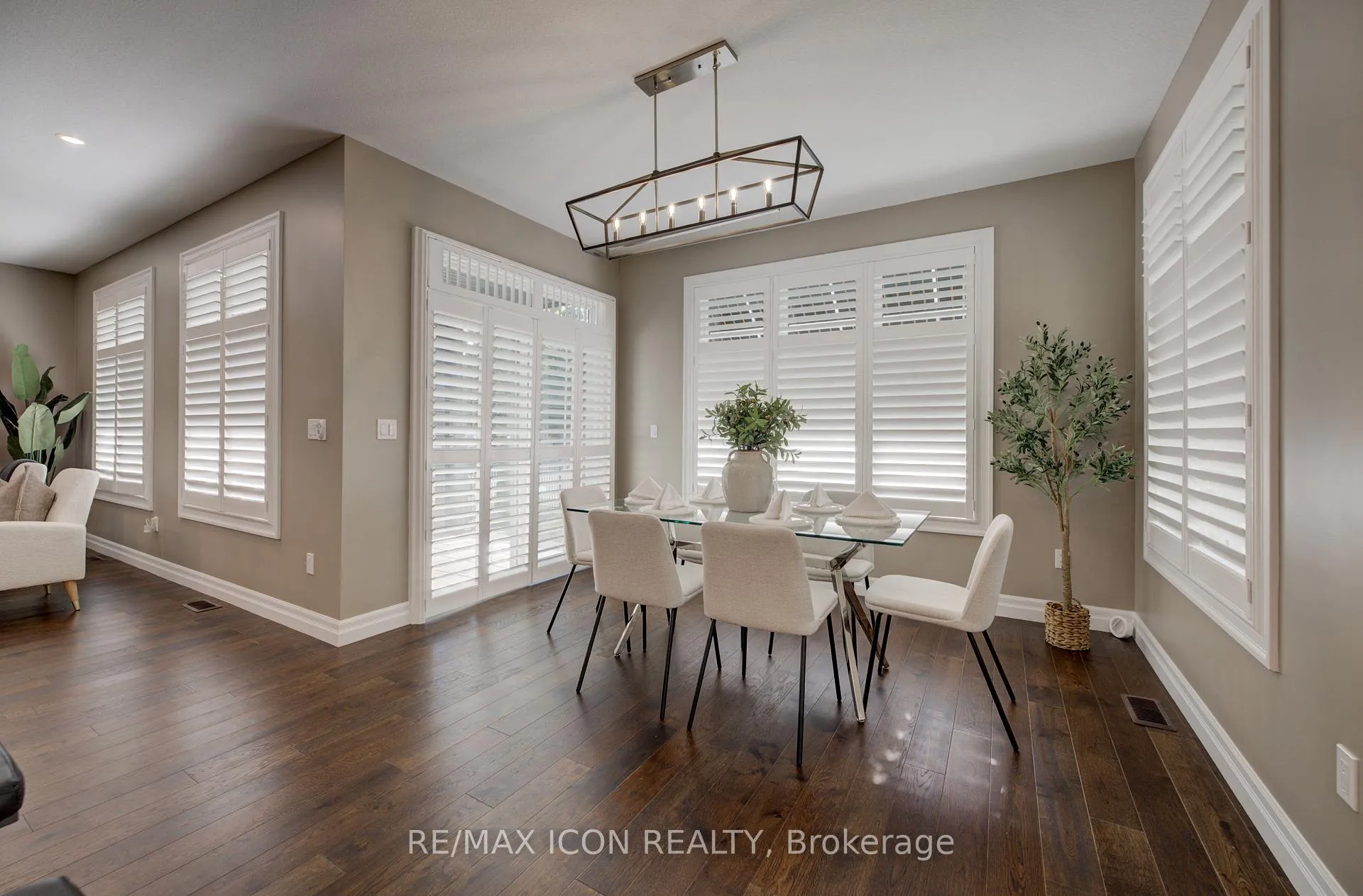 Photo 17 of Unit 13, 68 Cedar Street, Brant, Paris — HOMEH