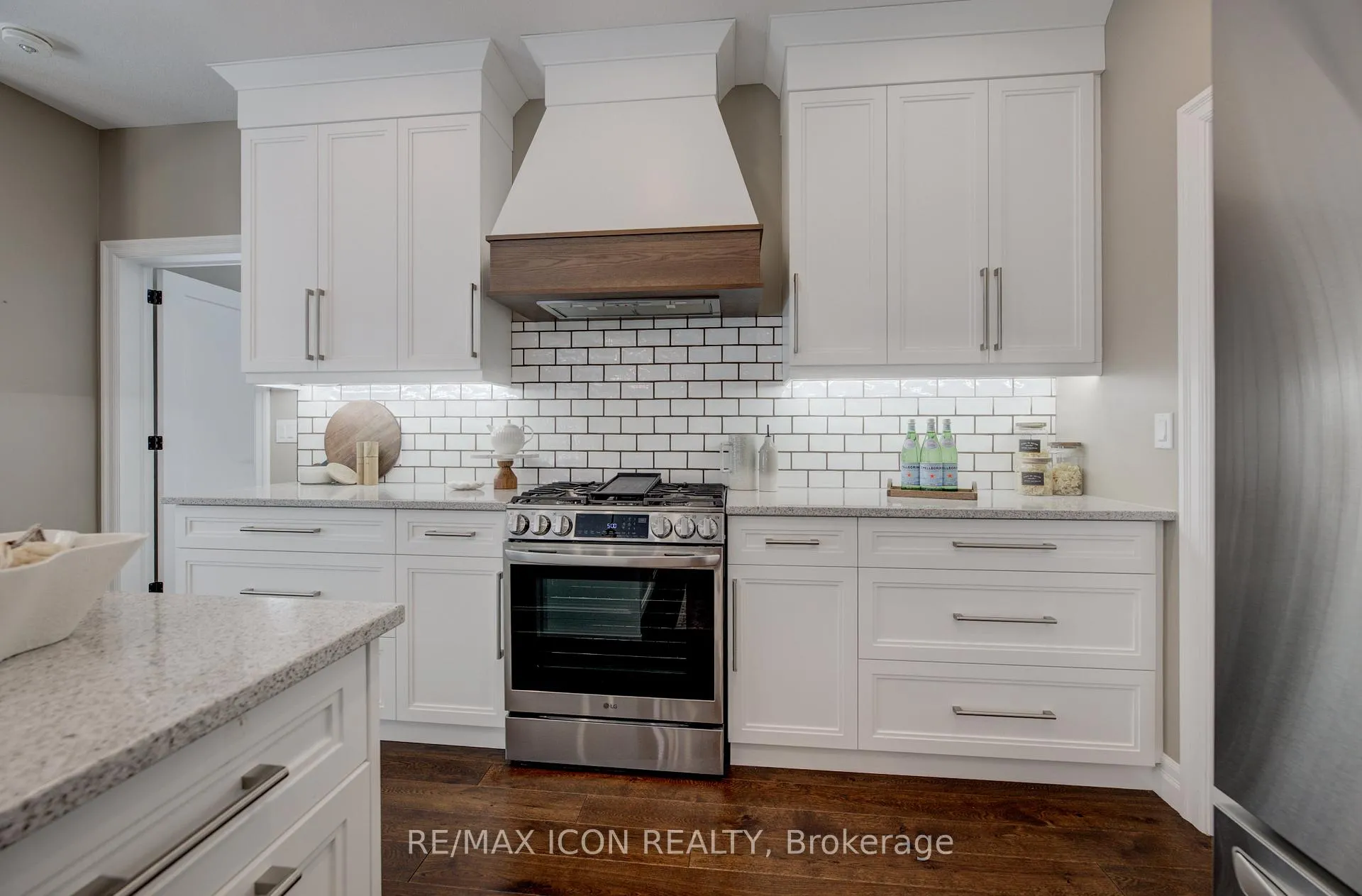 Photo 22 of Unit 13, 68 Cedar Street, Brant, Paris — HOMEH