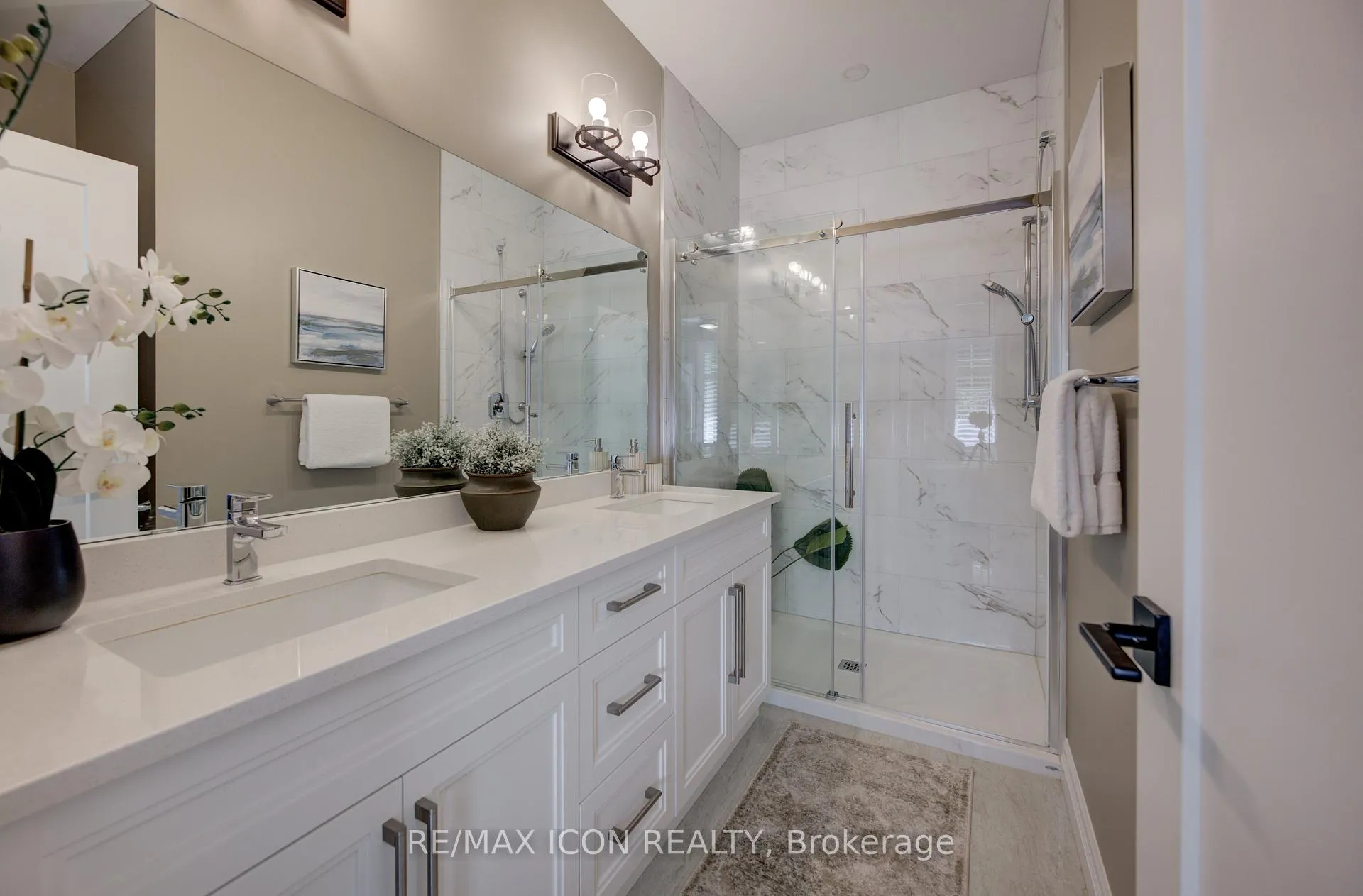 Photo 28 of Unit 13, 68 Cedar Street, Brant, Paris — HOMEH