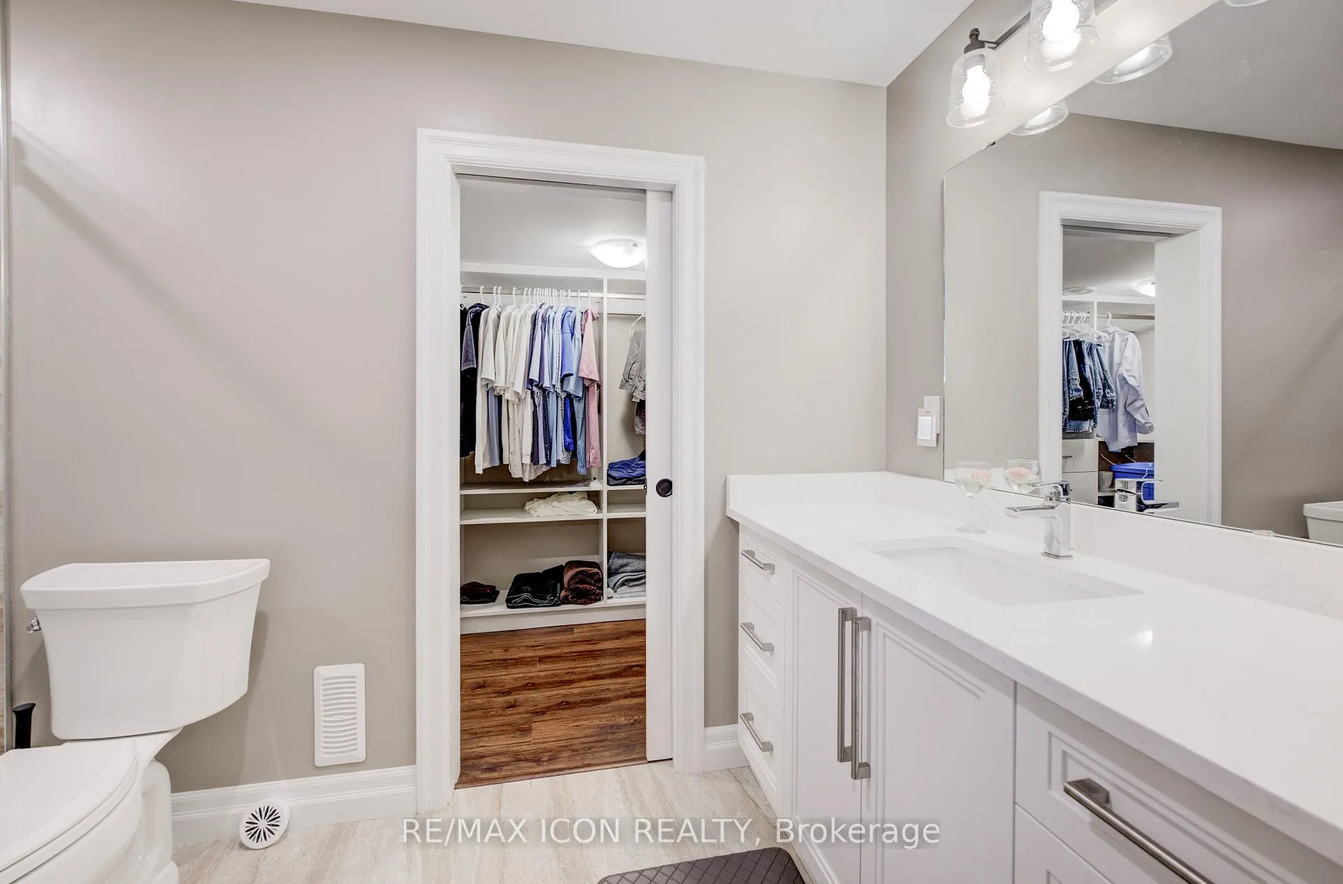 Photo 34 of Unit 13, 68 Cedar Street, Brant, Paris — HOMEH
