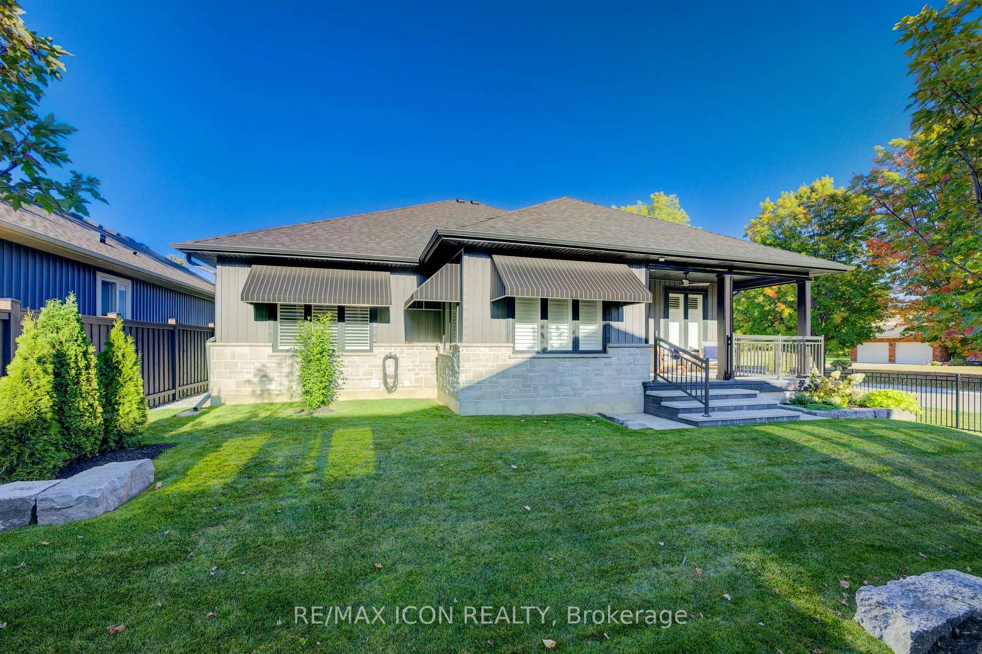 Photo 39 of Unit 13, 68 Cedar Street, Brant, Paris — HOMEH