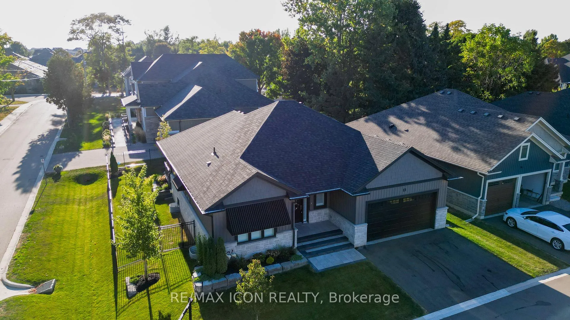 Photo 42 of Unit 13, 68 Cedar Street, Brant, Paris — HOMEH