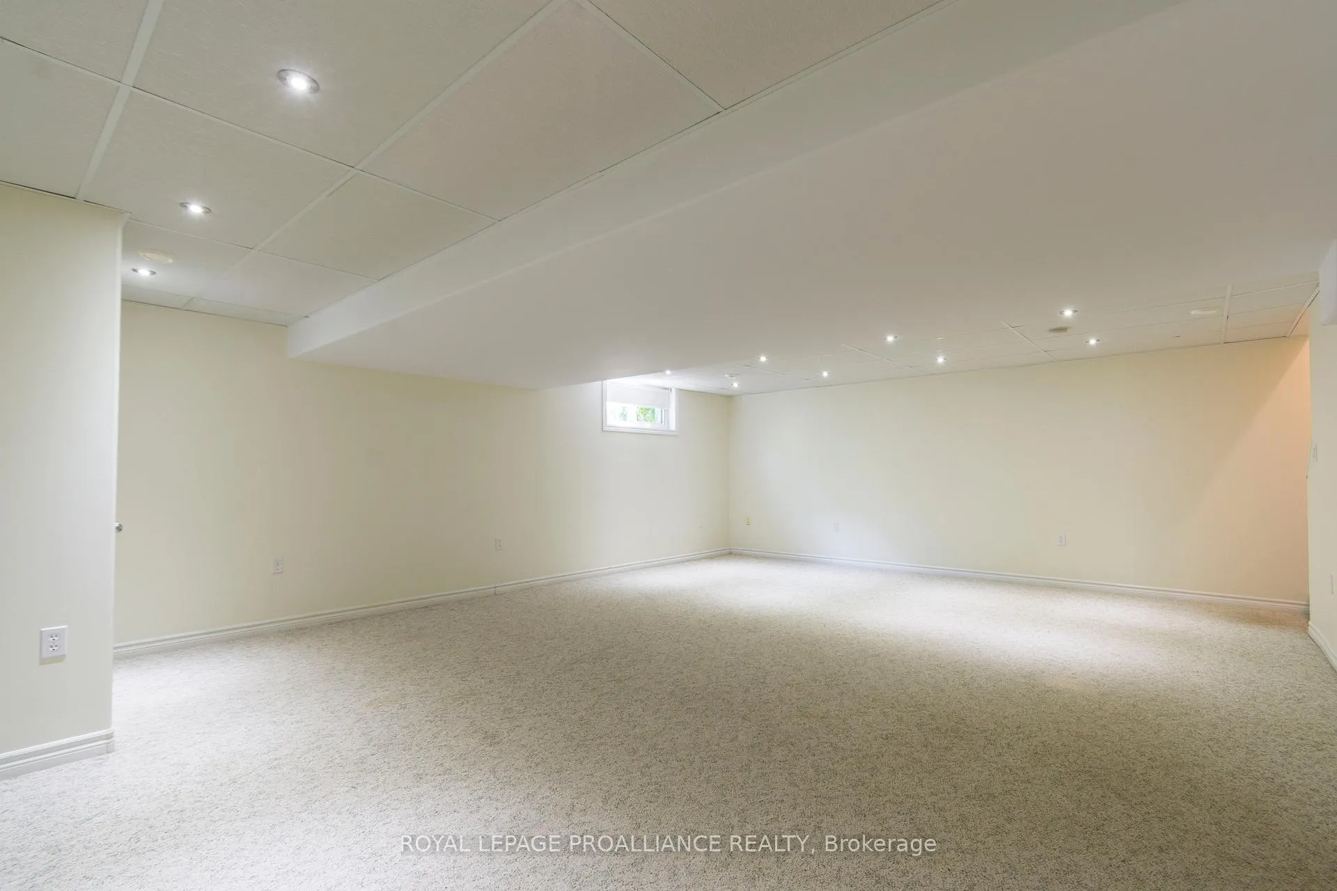 Photo 21 of 15D Gross Street, Brighton — HOMEH