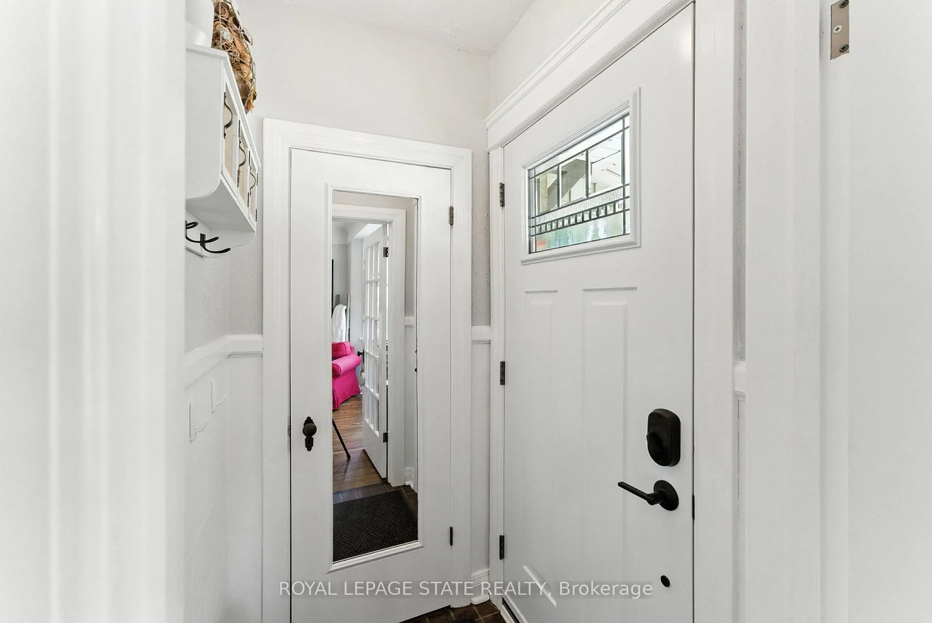 Photo 6 of 93 Highcliffe Avenue, Hamilton, Centremount — HOMEH