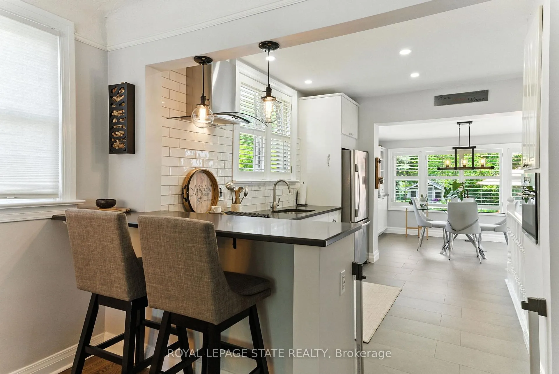 Photo 12 of 93 Highcliffe Avenue, Hamilton, Centremount — HOMEH