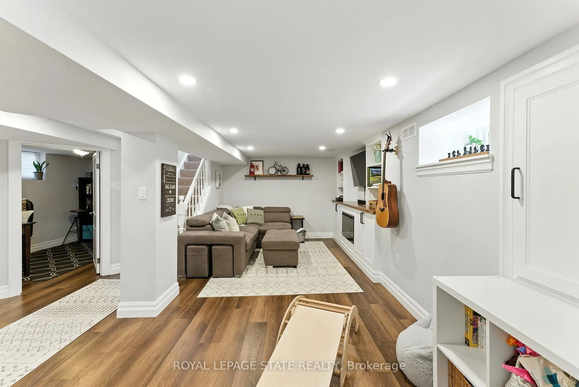 Photo 26 of 93 Highcliffe Avenue, Hamilton, Centremount — HOMEH