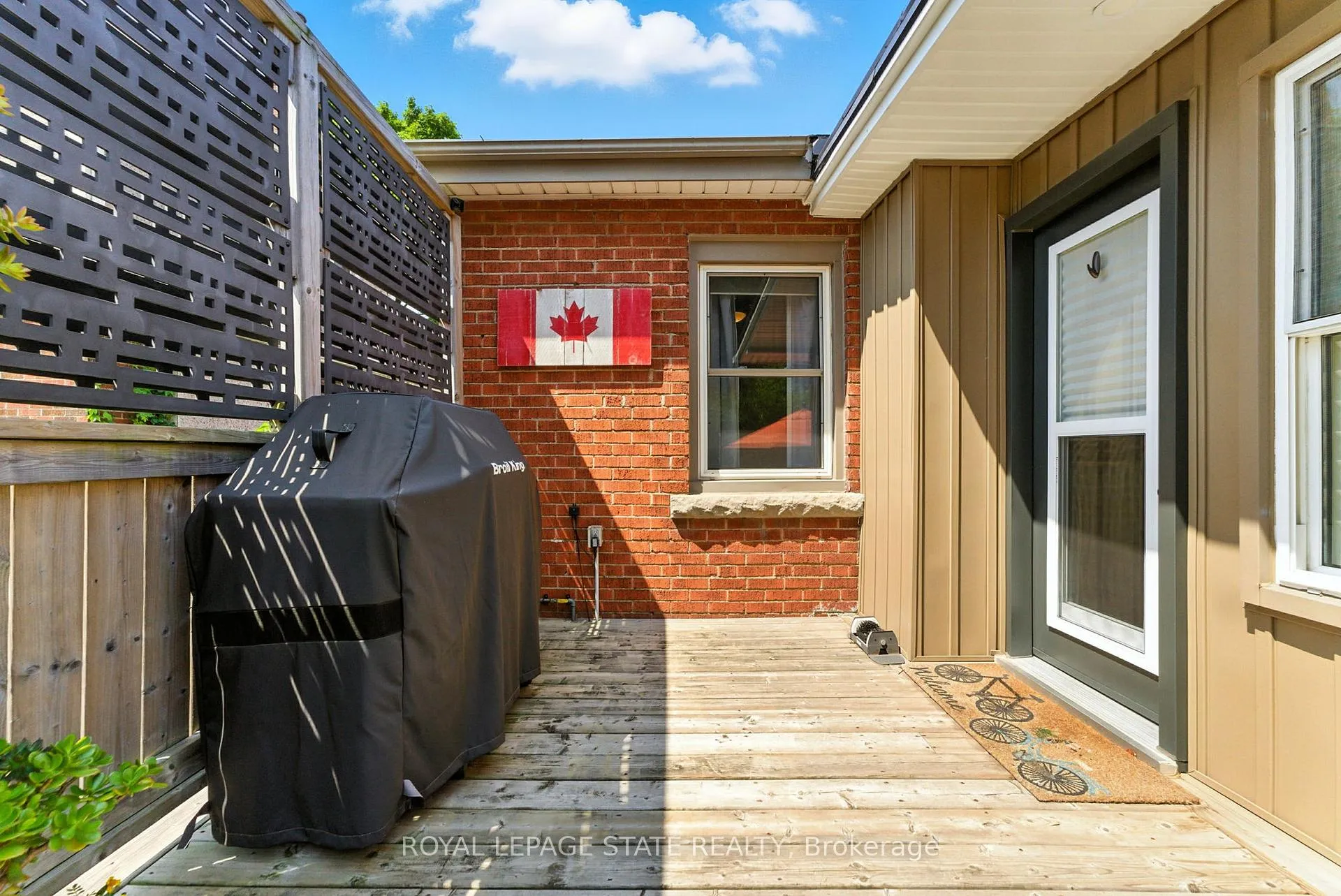Photo 35 of 93 Highcliffe Avenue, Hamilton, Centremount — HOMEH
