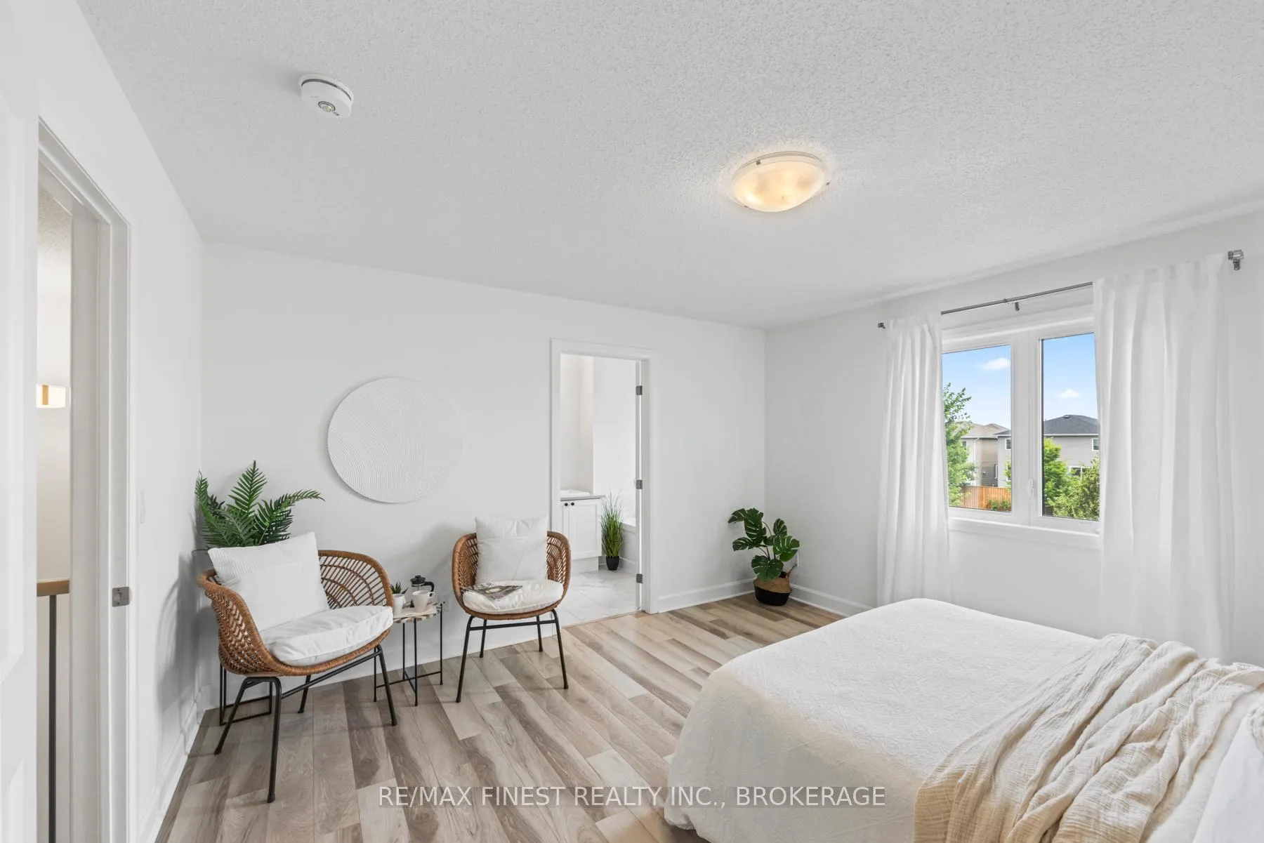 Photo 30 of 1540 Davenport Crescent, Kingston, City Northwest — HOMEH
