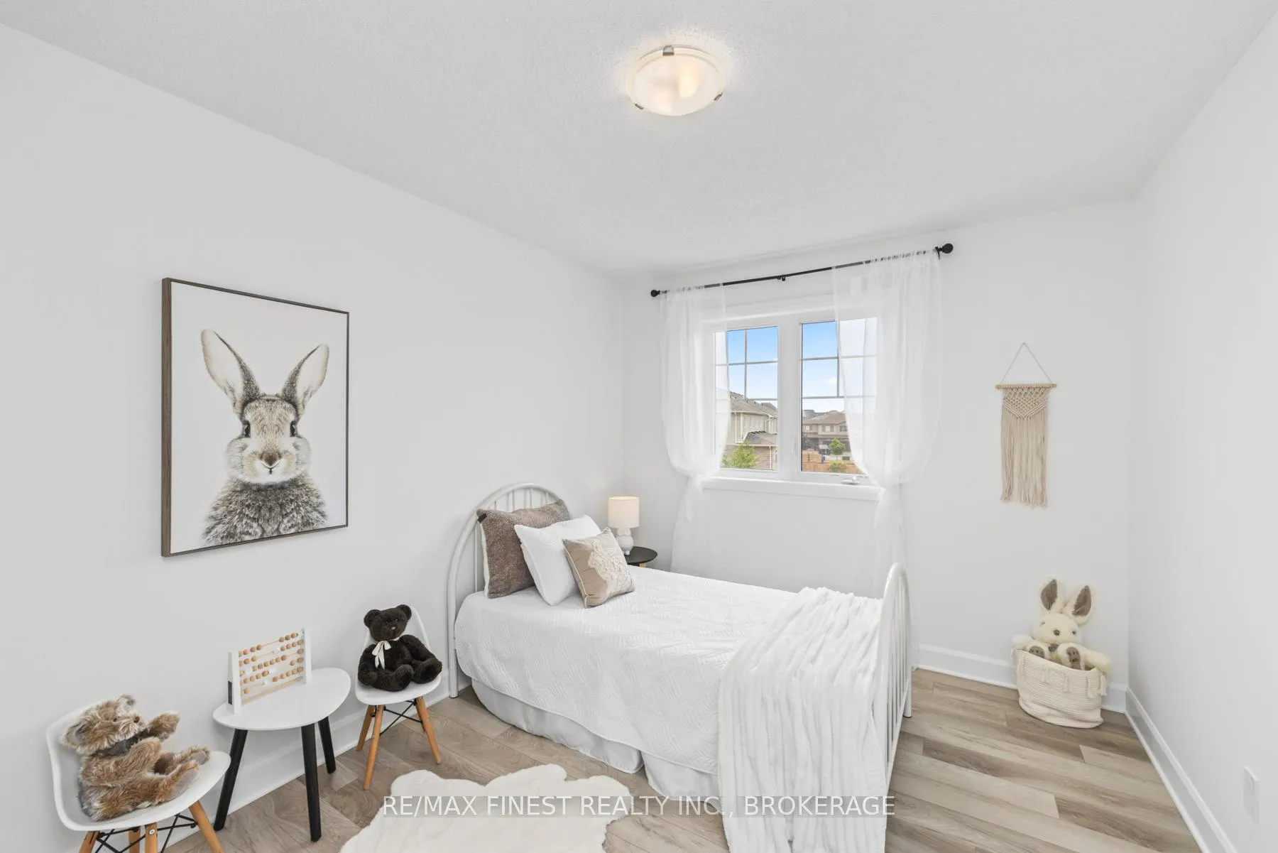 Photo 37 of 1540 Davenport Crescent, Kingston, City Northwest — HOMEH