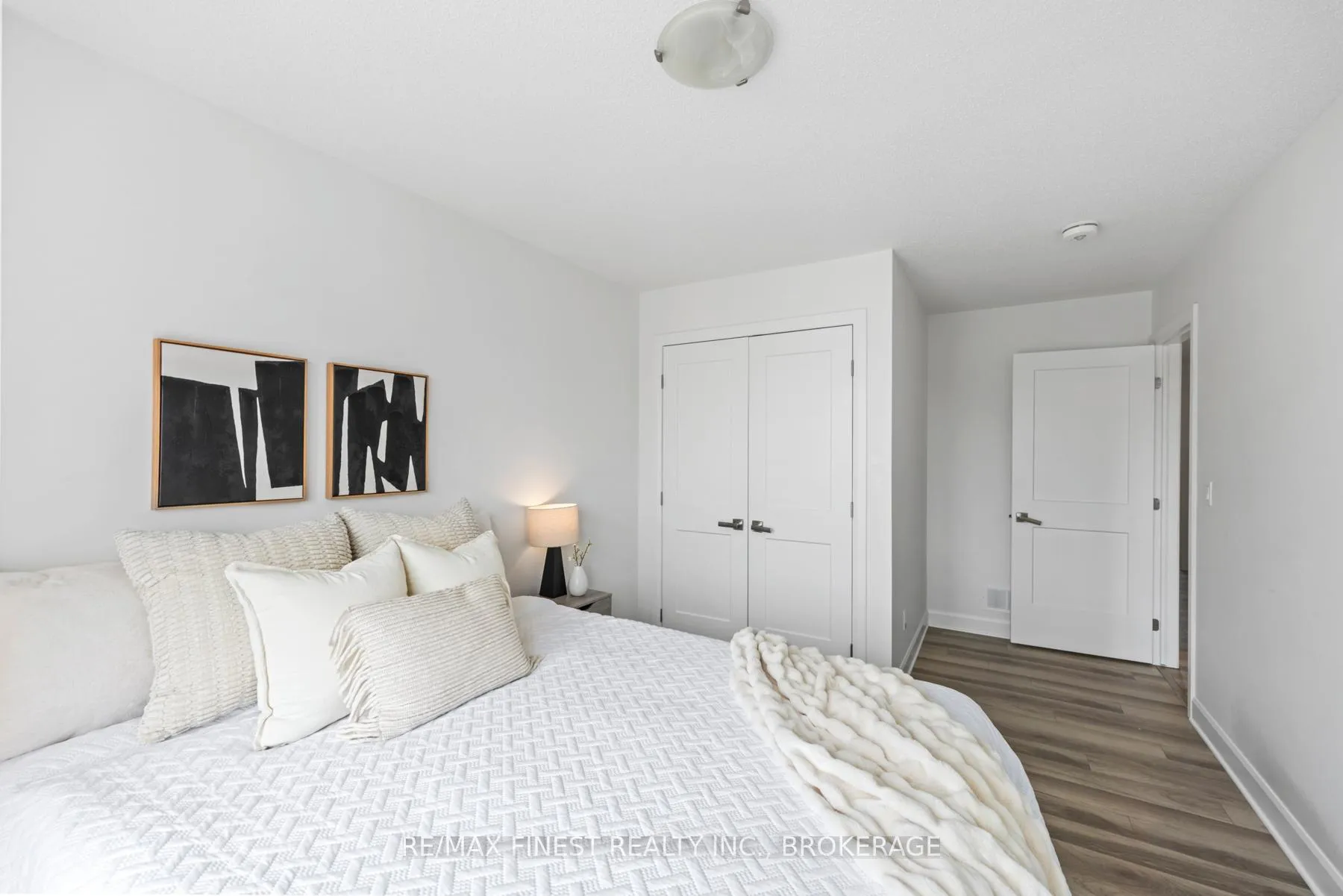 Photo 40 of 1540 Davenport Crescent, Kingston, City Northwest — HOMEH