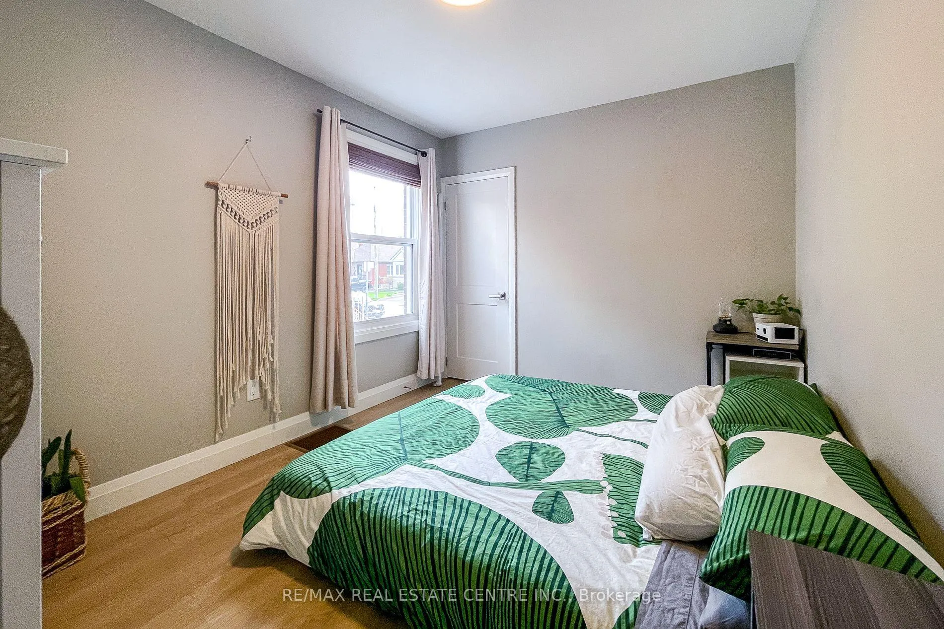 Photo 22 of 112 Tragina Avenue S, Hamilton, Bartonville — HOMEH
