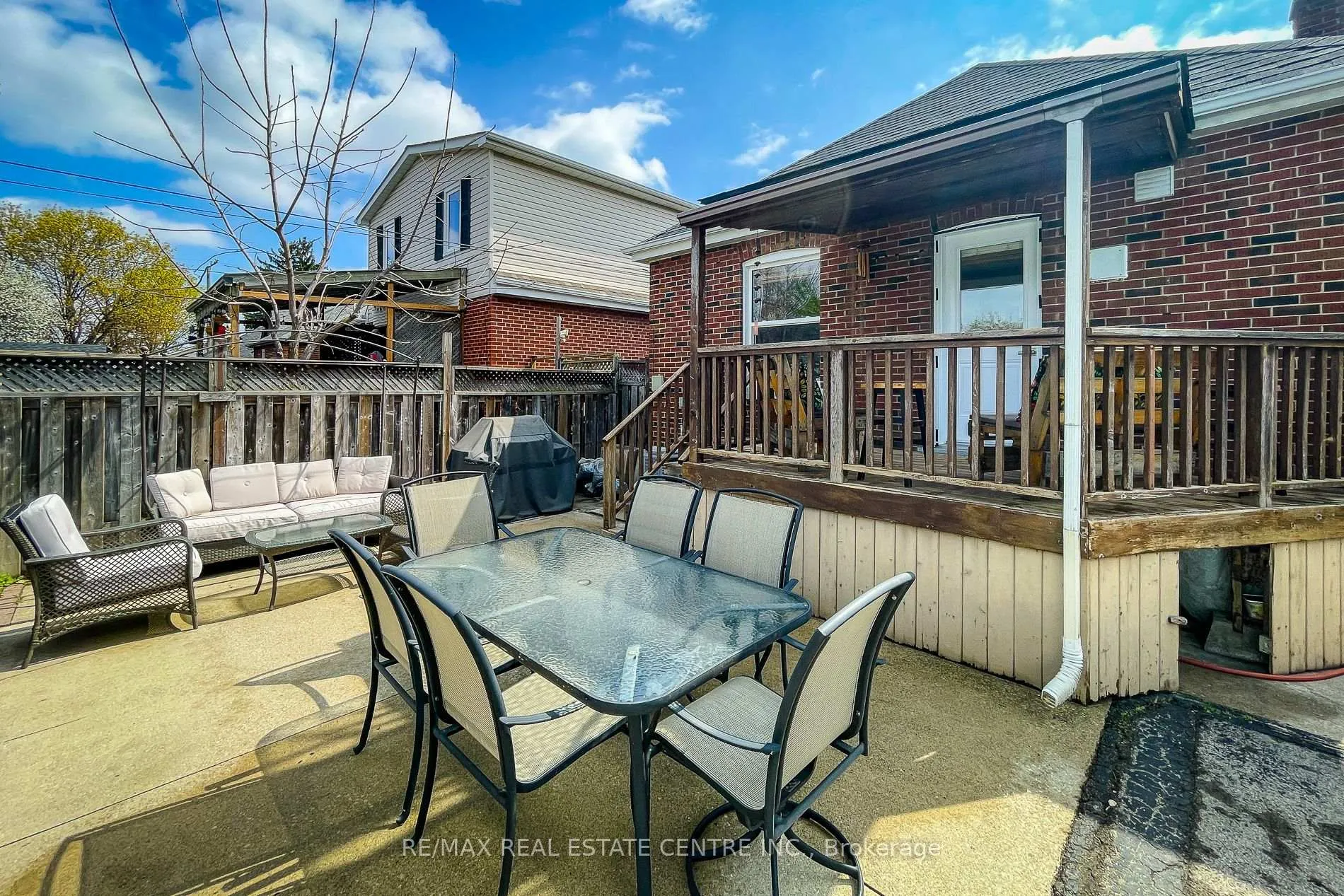 Photo 37 of 112 Tragina Avenue S, Hamilton, Bartonville — HOMEH
