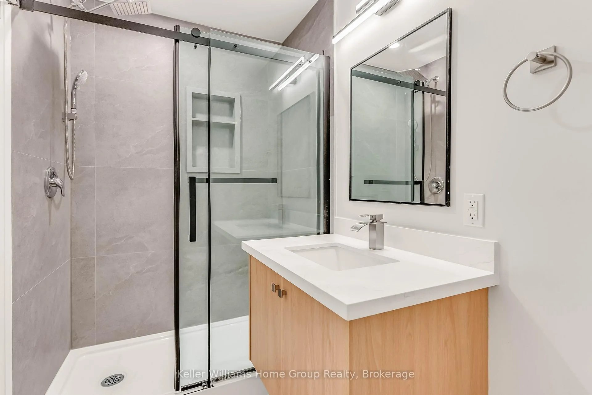 Photo 20 of 739 Erbsville Road, Waterloo — HOMEH